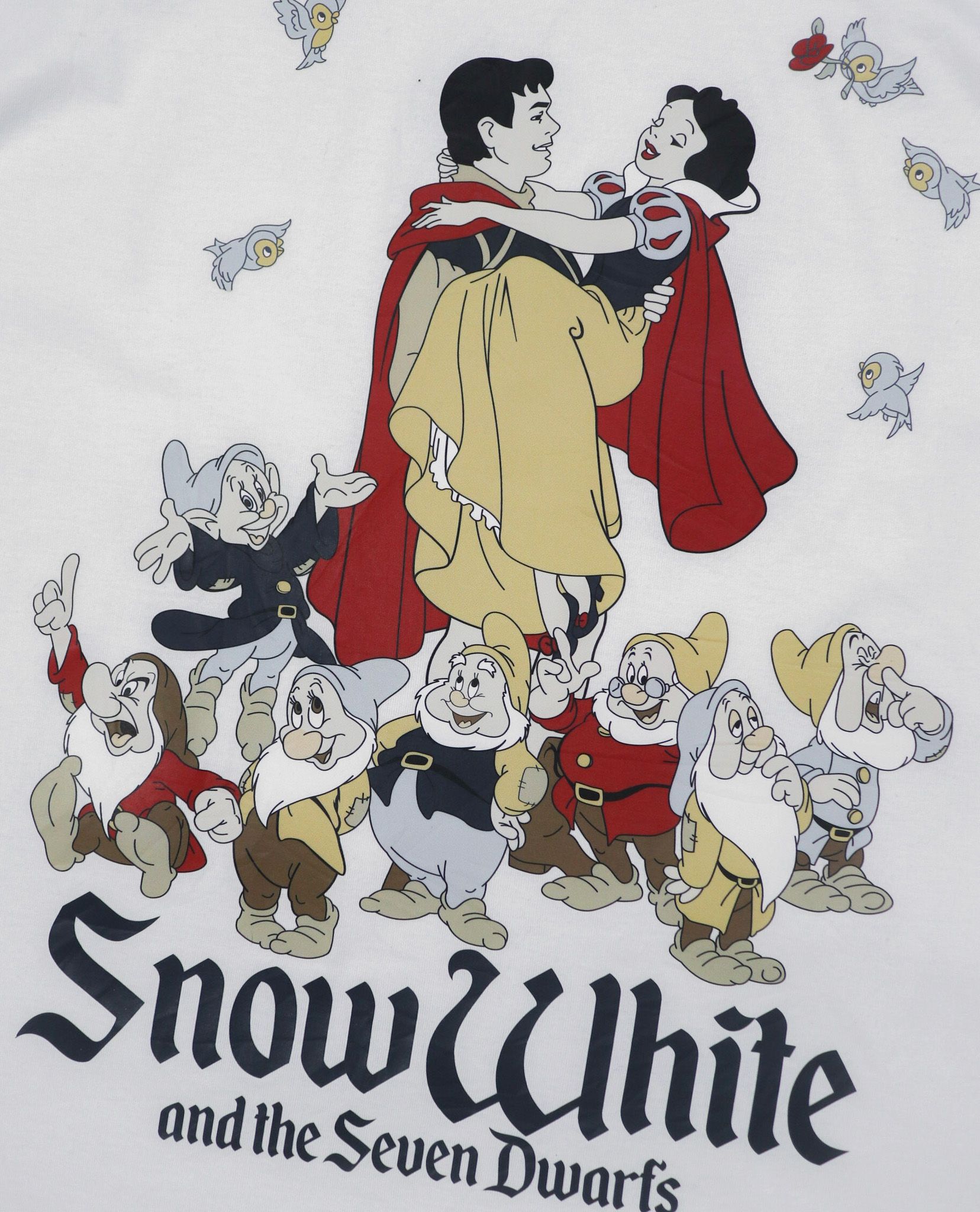 02.21.23 - VTG T-SHIRT - KISSMILK X DISNEY