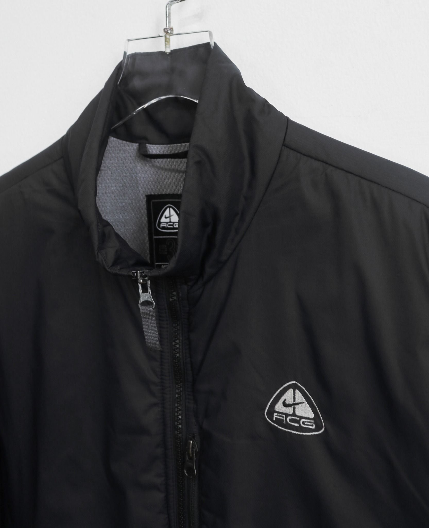 03.03.24 - VTG WINDBREAKER JACKET - NIKE ACG 00s