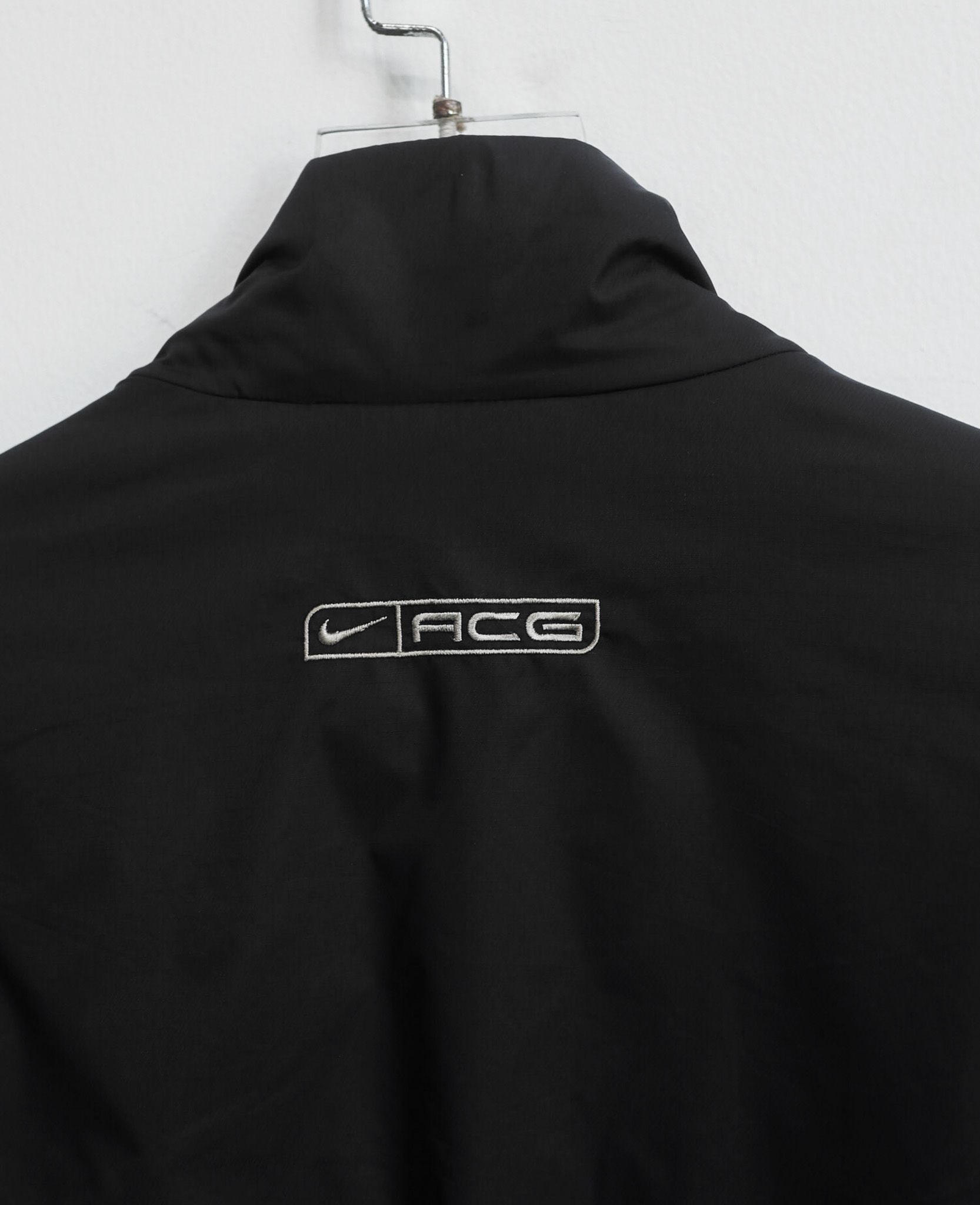 03.03.24 - VTG WINDBREAKER JACKET - NIKE ACG 00s