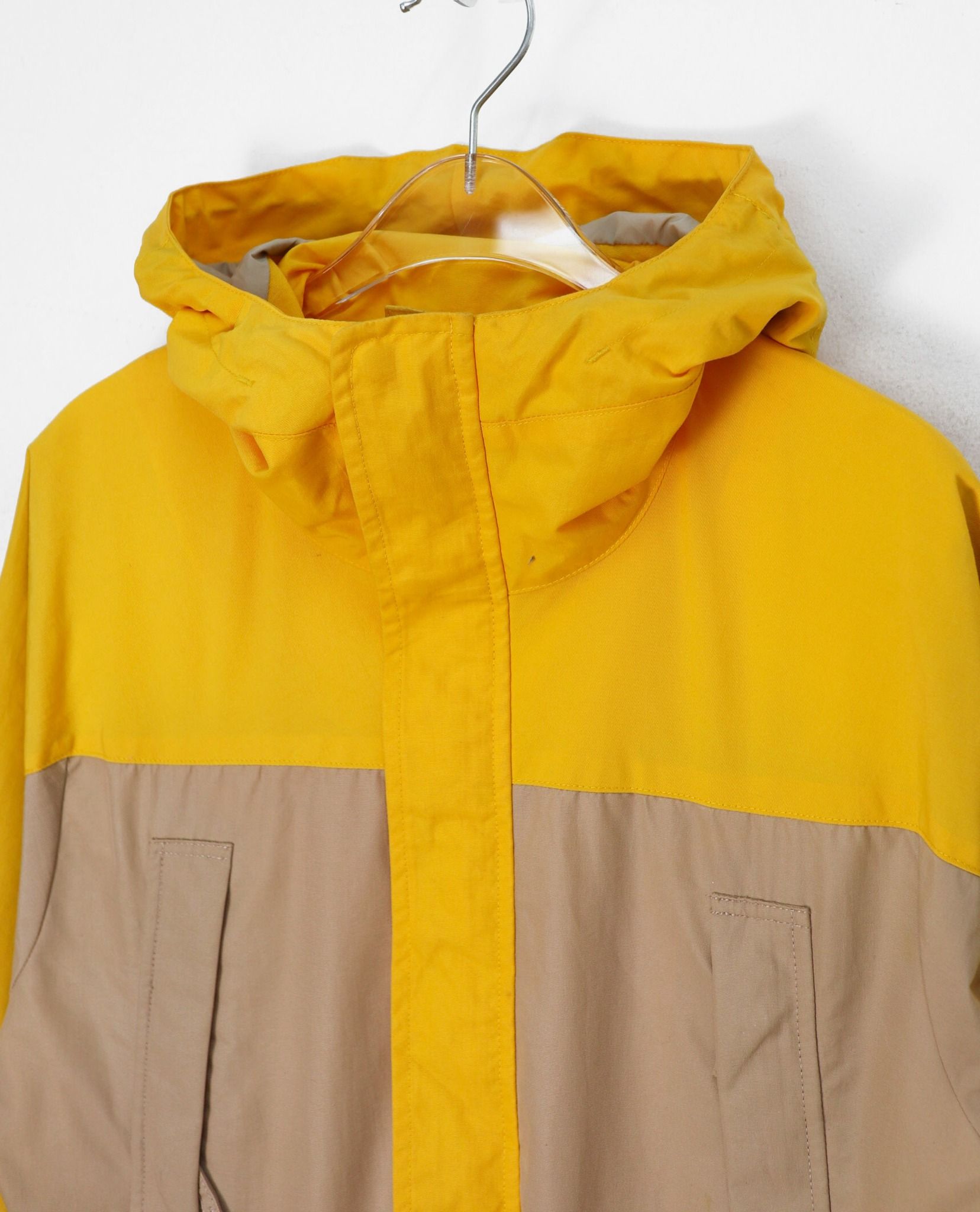 11.13.22 - VTG WINDBREAKER JACKET - AMERICAN RAG CIE