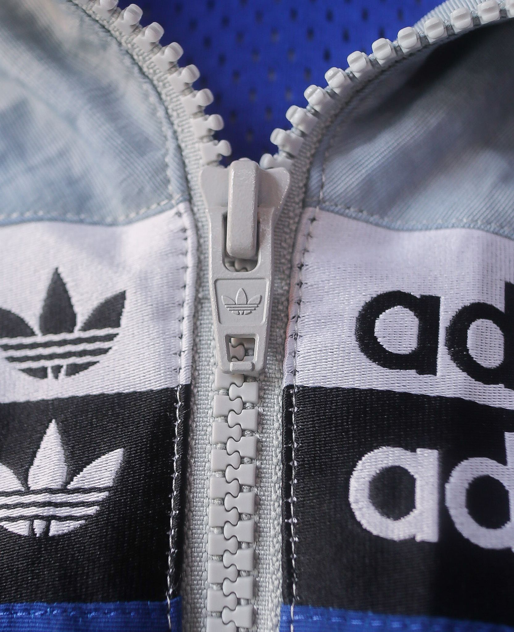 05.19.24 - VTG QUARTER ZIP WINDBREAKER JACKET - ADIDAS