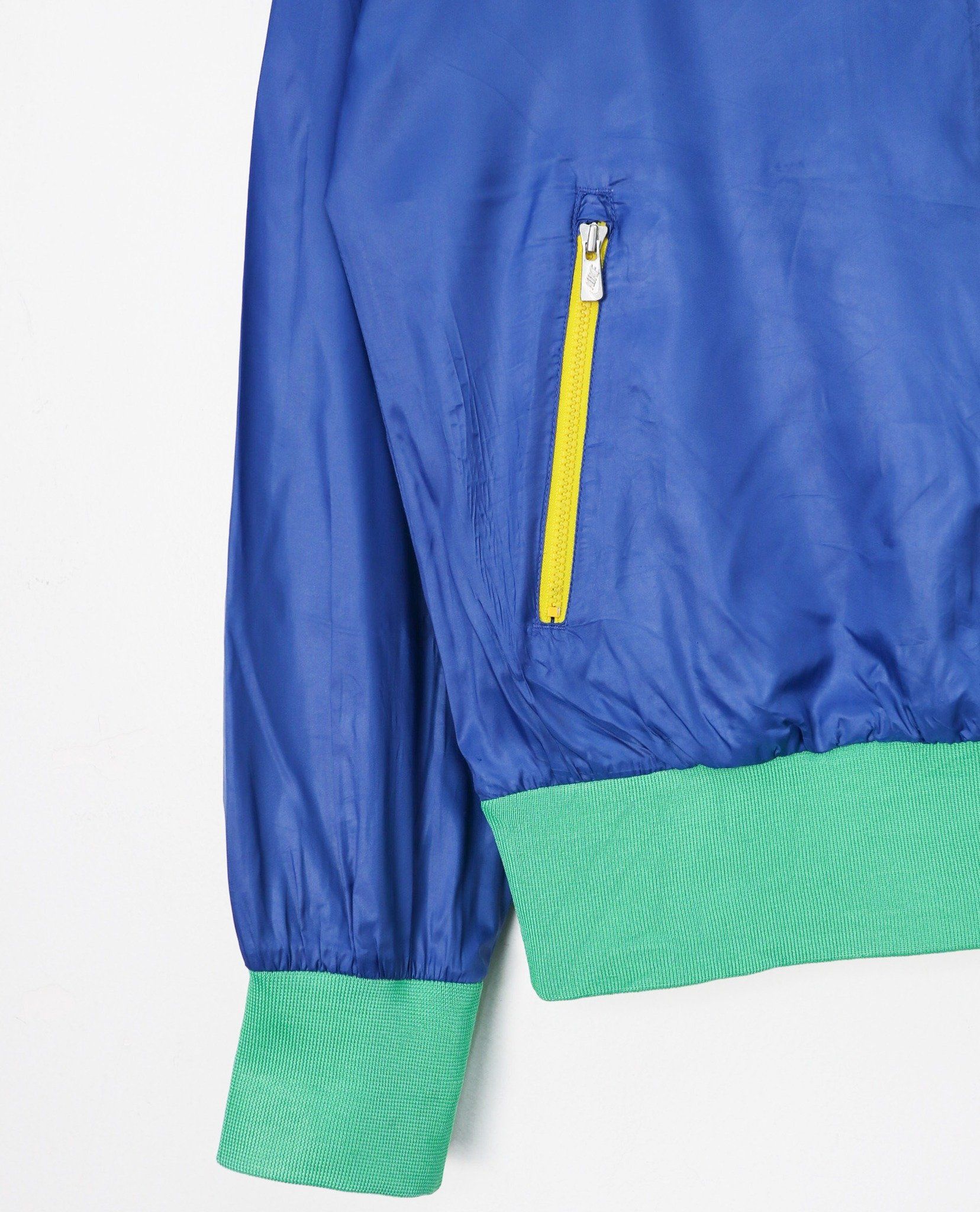 11.13.22 - VTG WINDBREAKER JACKET - NIKE