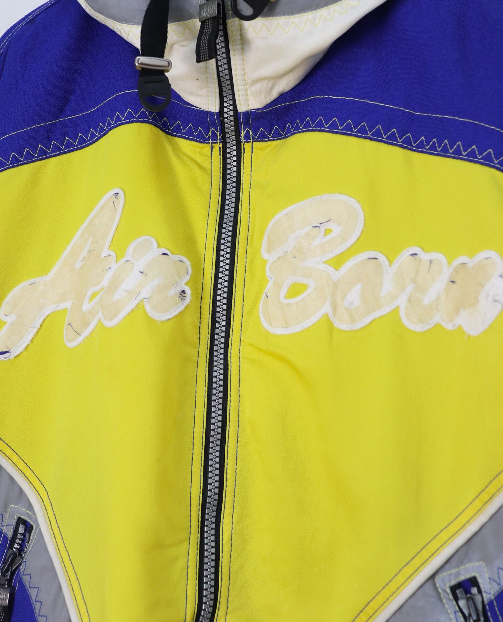 11.13.22 - VTG SKIING JACKET - AIR BORN