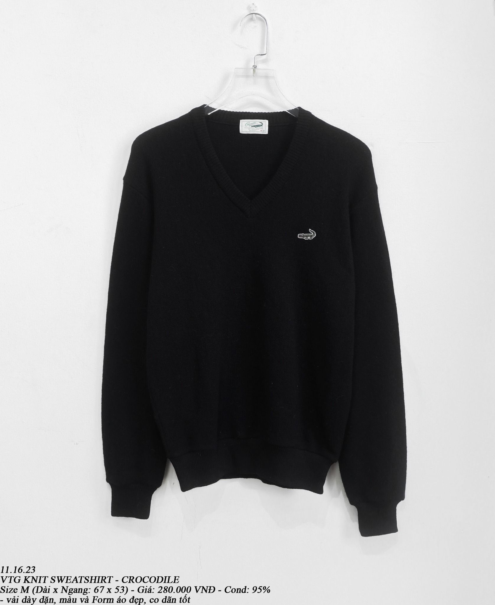 11.16.23 - VTG KNIT SWEATSHIRT - CROCODILE
