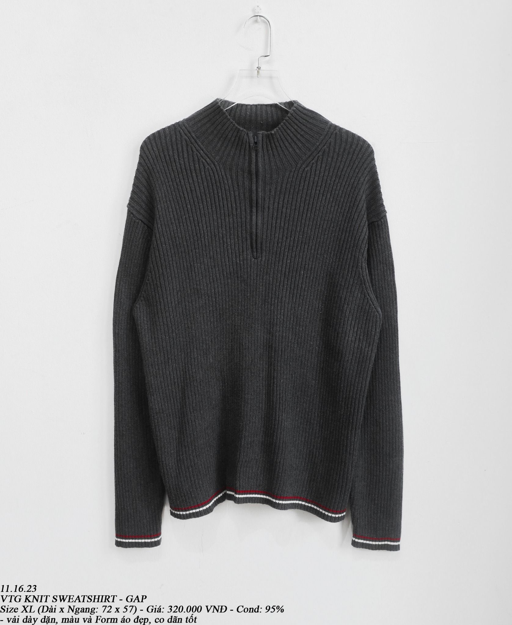 11.16.23 - VTG KNIT SWEATSHIRT - GAP