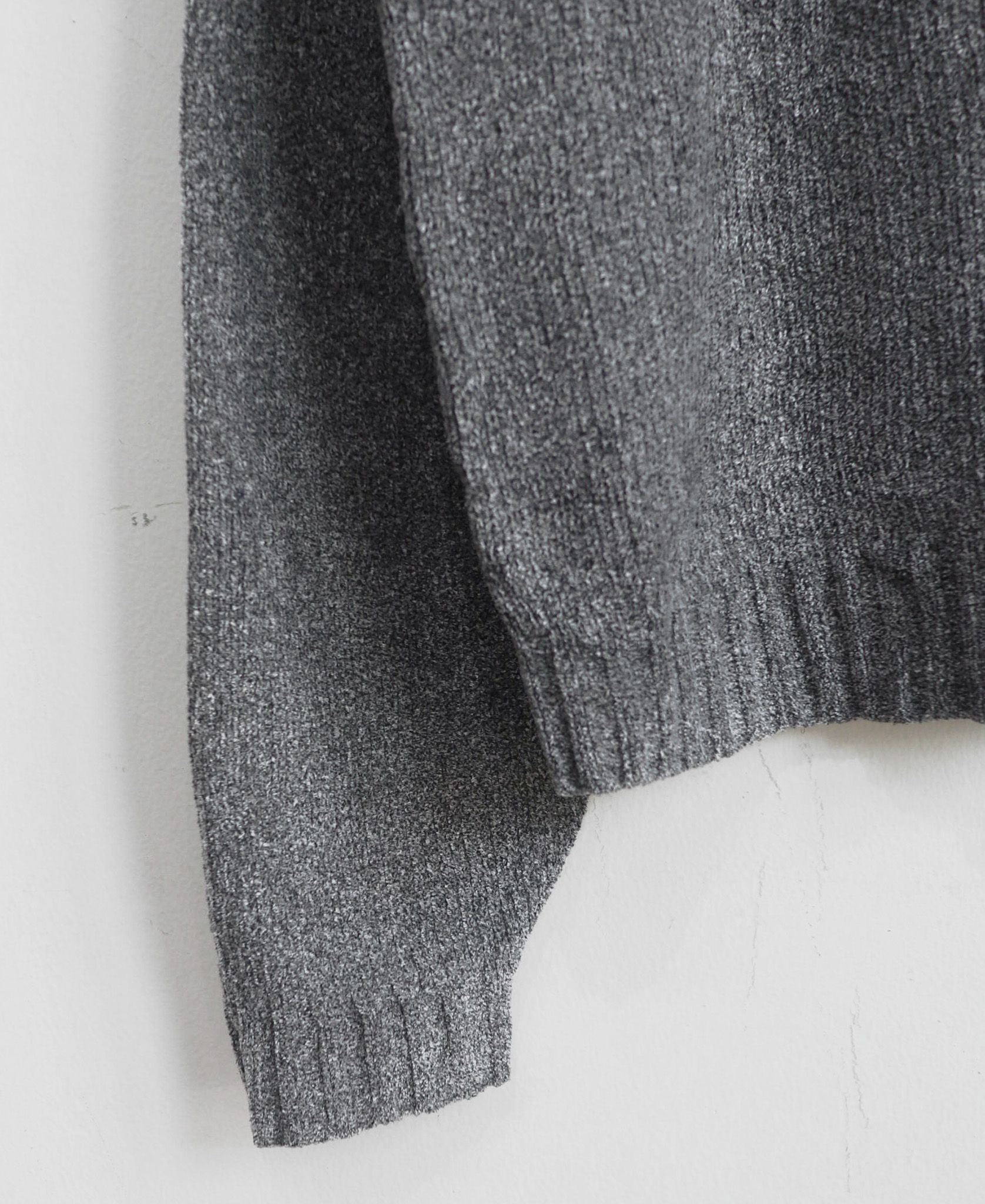 11.16.23 - VTG KNIT SWEATSHIRT - CORDORA