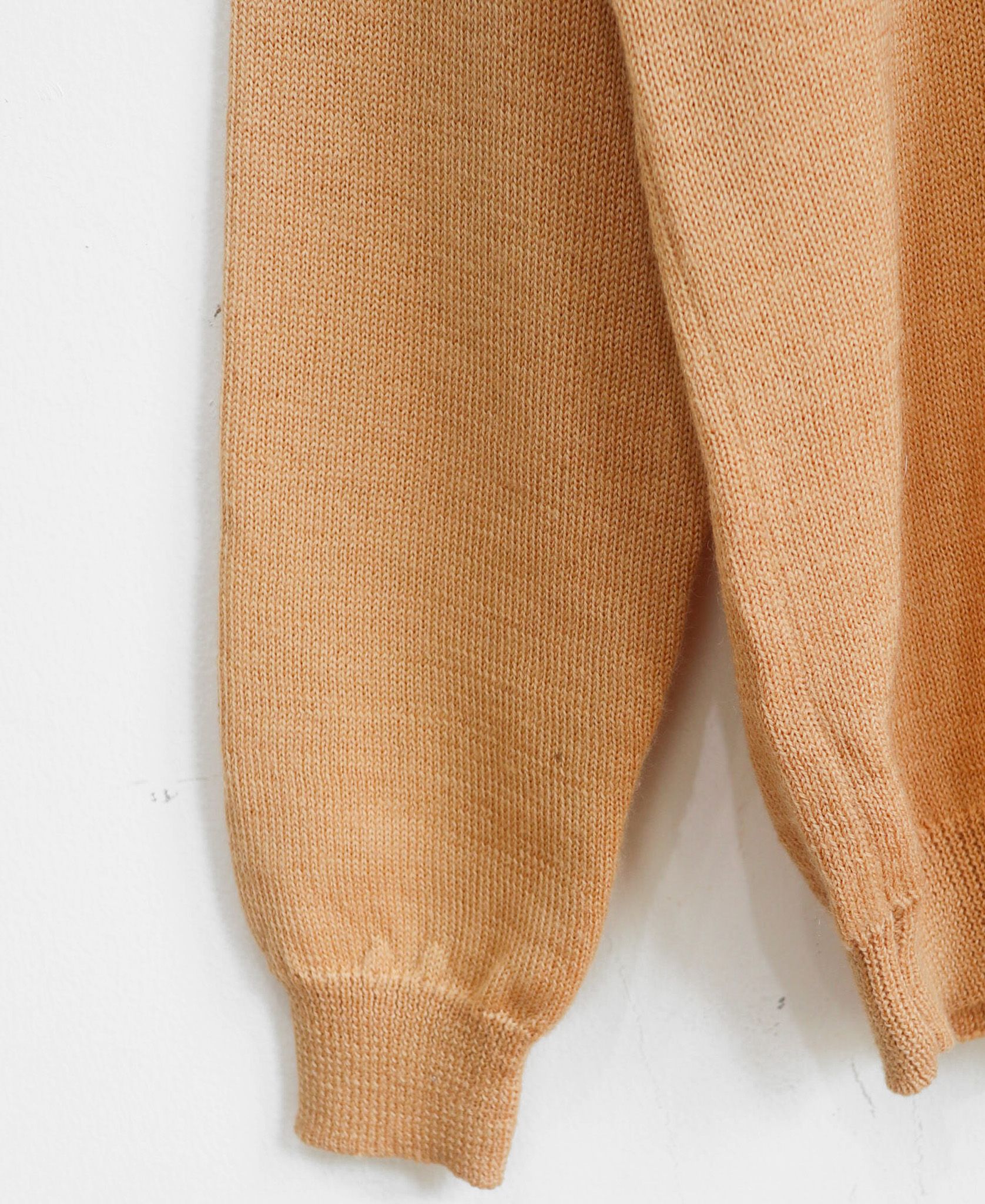 11.16.23 - VTG KNIT SWEATSHIRT - GUIA'S ITALY