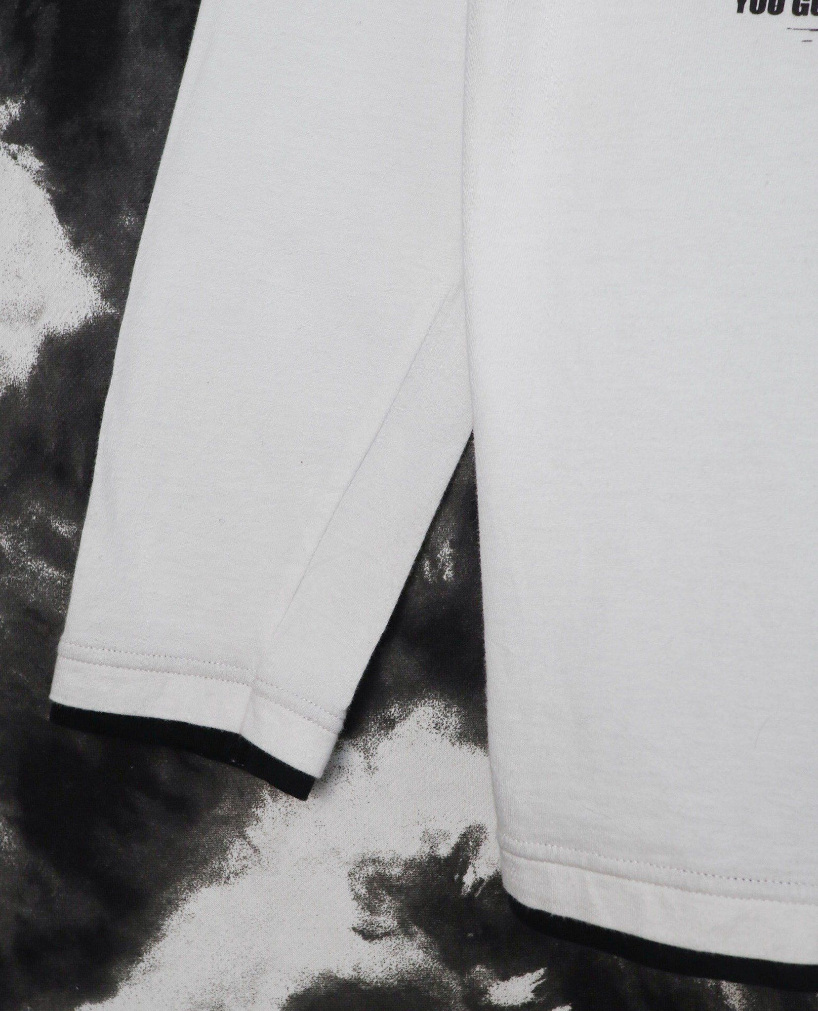 12.21.22 - VTG LONGSLEEVE SHIRT - THE BAY'S GARDEN