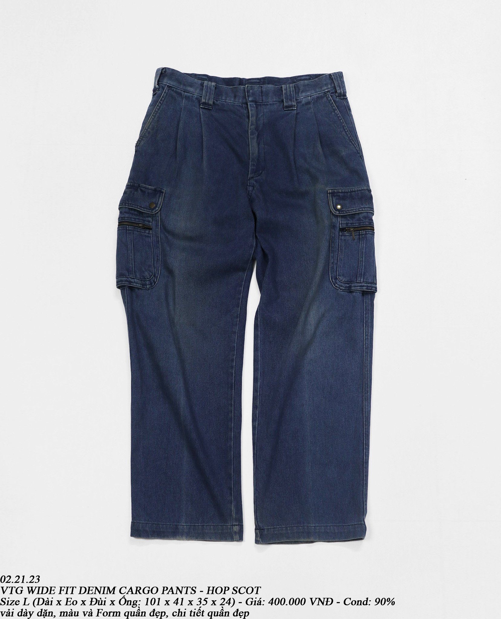 02.21.23 - VTG WIDE FIT DENIM CARGO PANTS - HOT SCOT