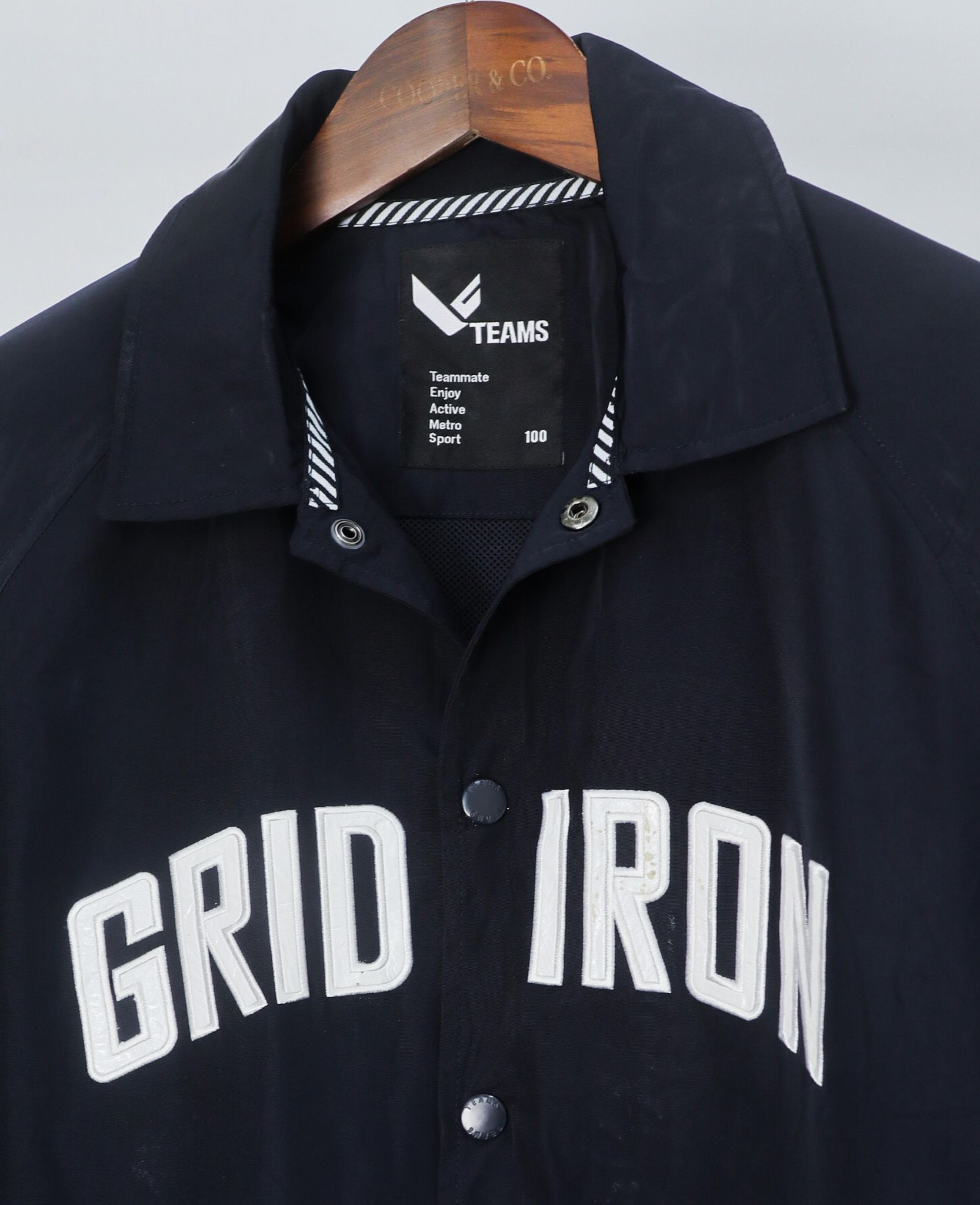 03.17.24 - VTG COACH JACKET - TEAMS