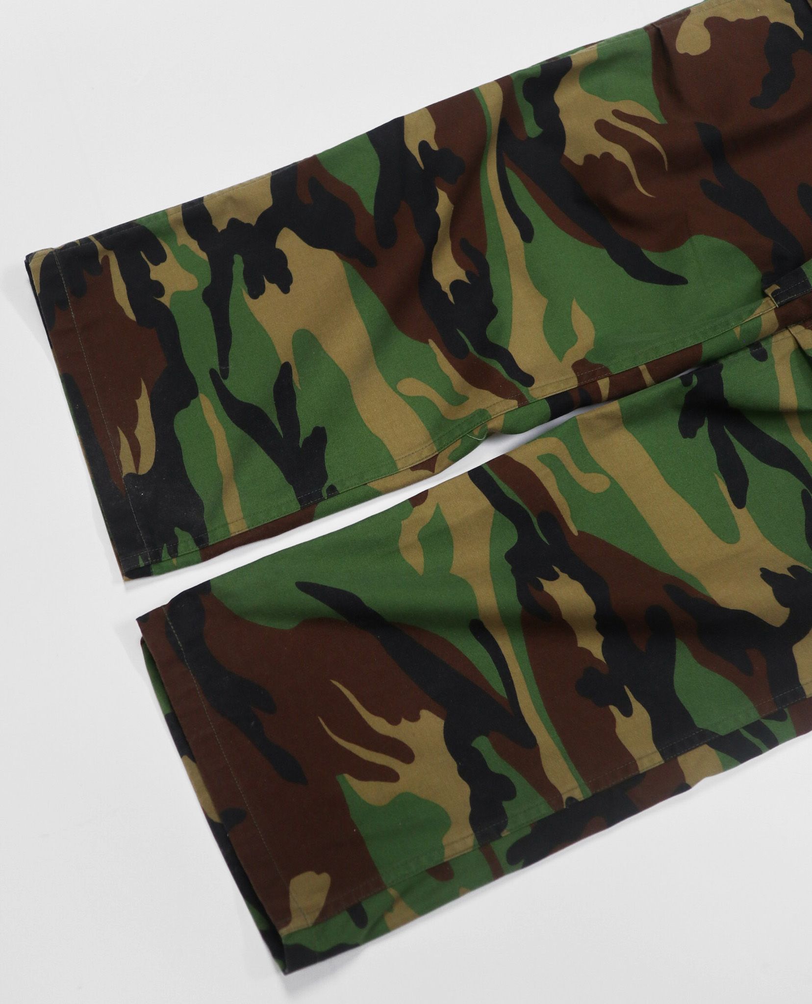 02.21.23 - VTG MILITARY CARGO PANTS - KOREAN ARMY