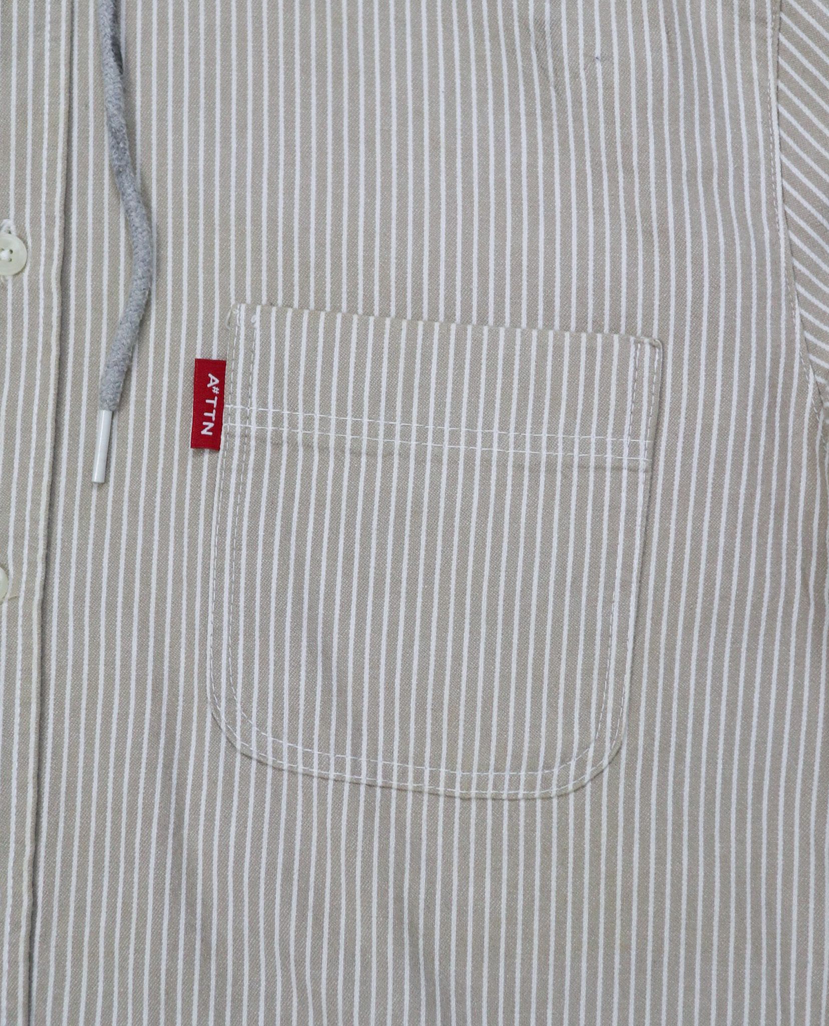 02.23.23 - VTG BUTTON UP SHIRT - ATTENTION & CO