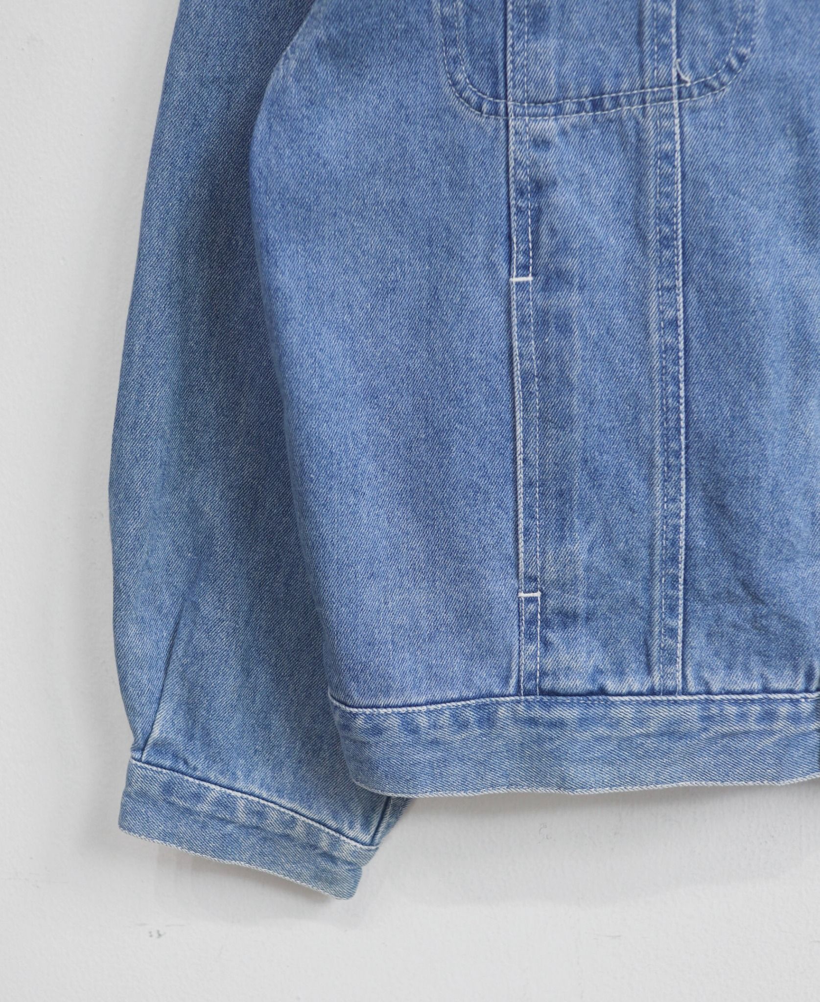 11.12.23 - VTG CROPPED DENIM JACKET - POPPINS BY DISNEY