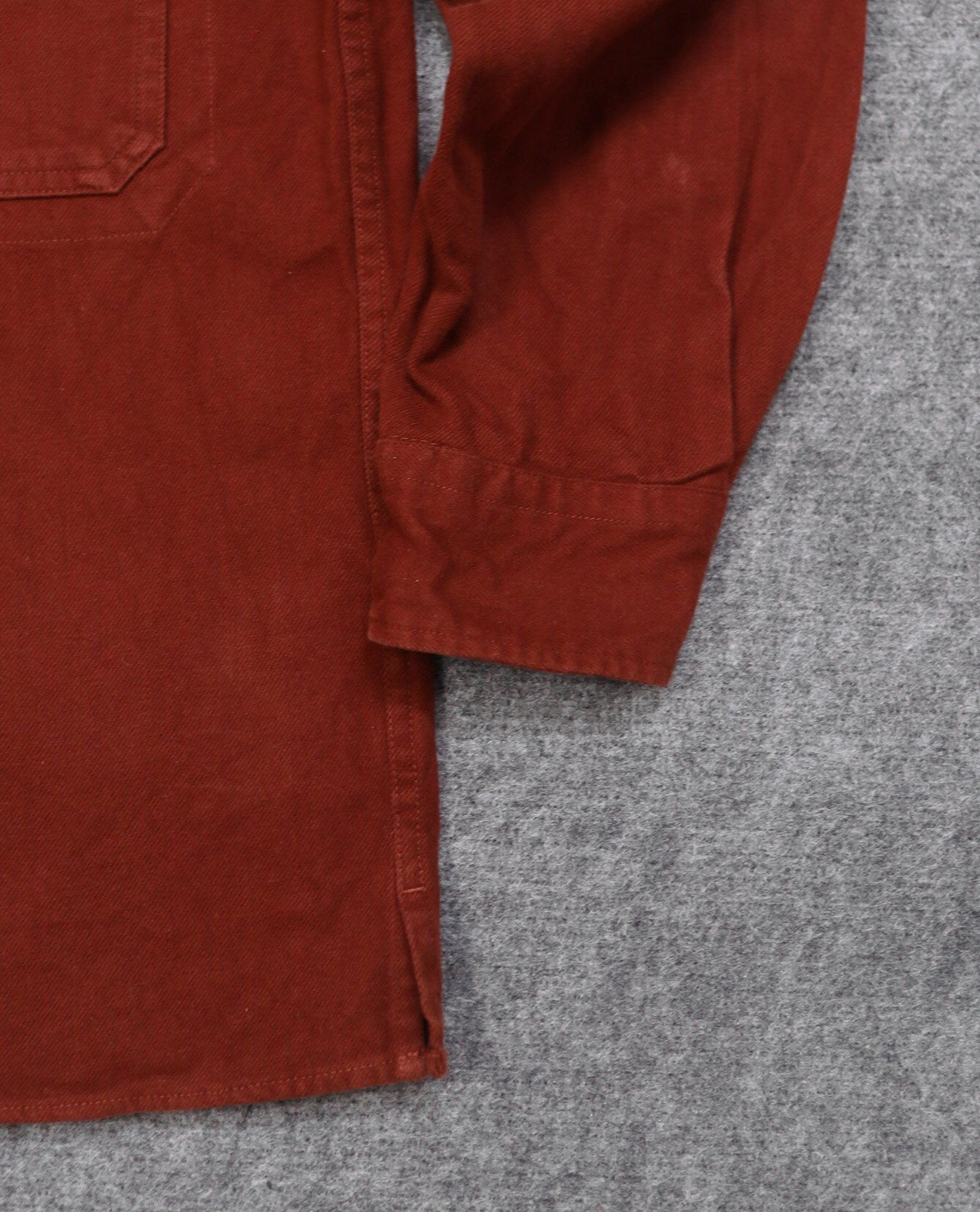 02.23.23 - VTG BUTTON UP WORK SHIRT - UNIQLO U