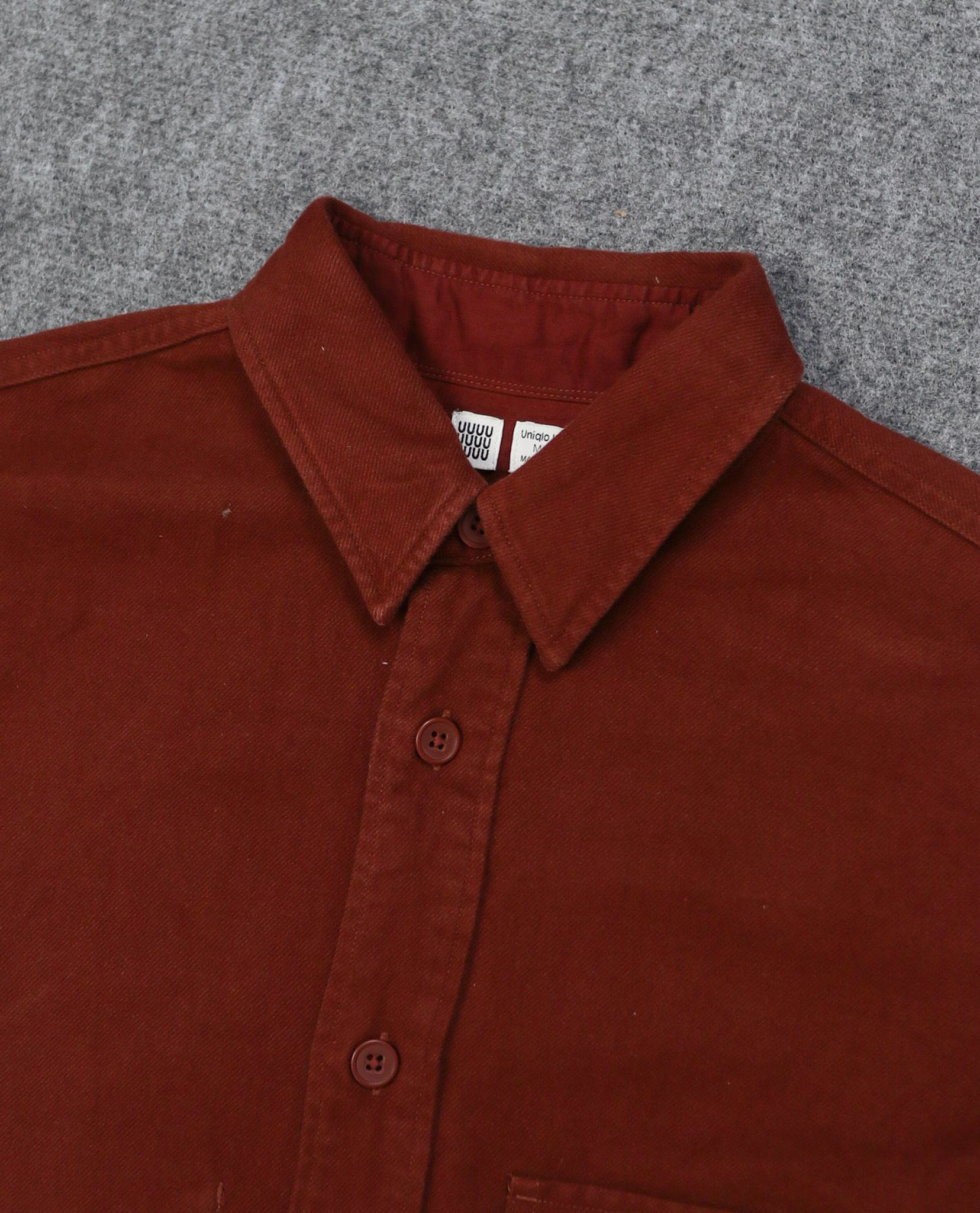 02.23.23 - VTG BUTTON UP WORK SHIRT - UNIQLO U