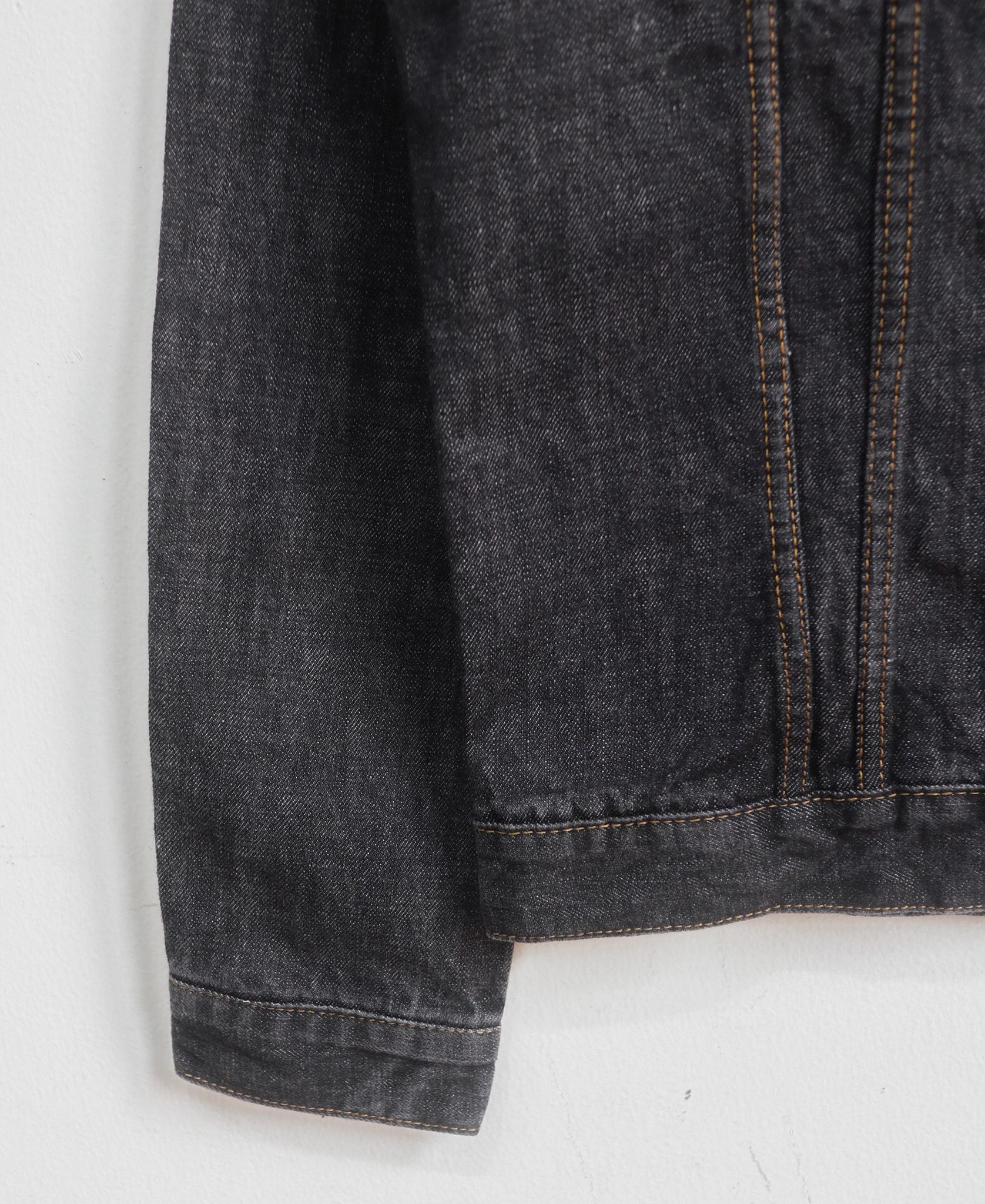 11.12.23 - VTG DENIM JACKET - BROWNY