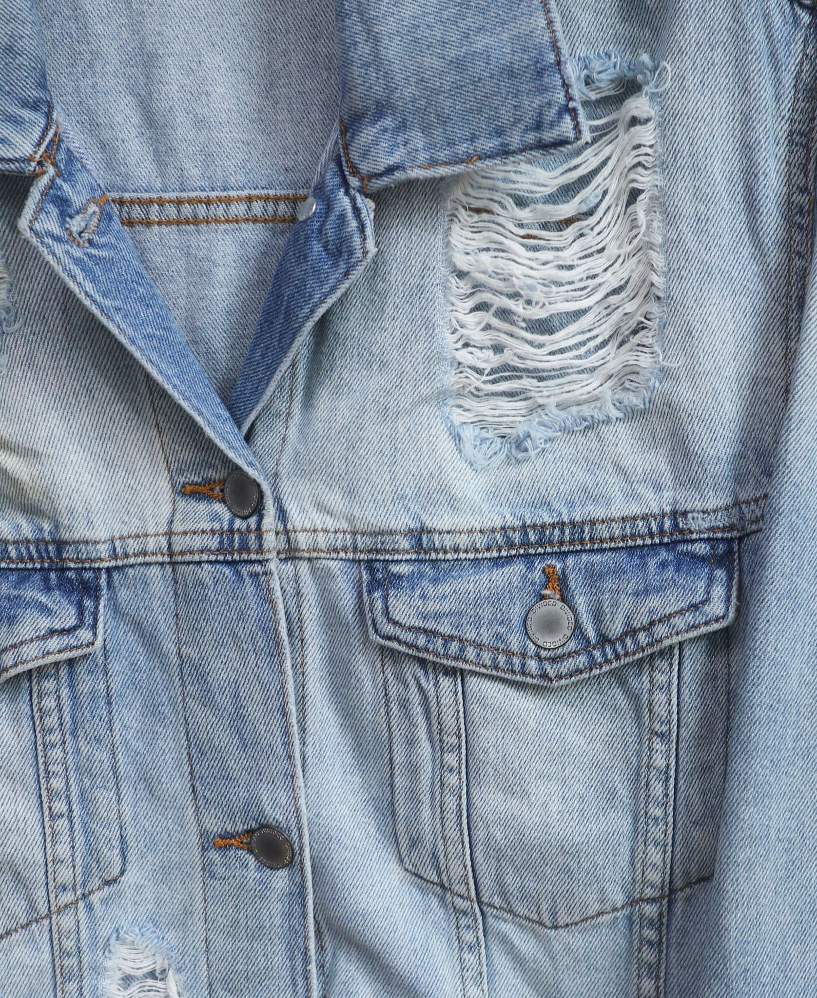 11.12.23 - VTG DENIM JACKET - H&M DIVIDED