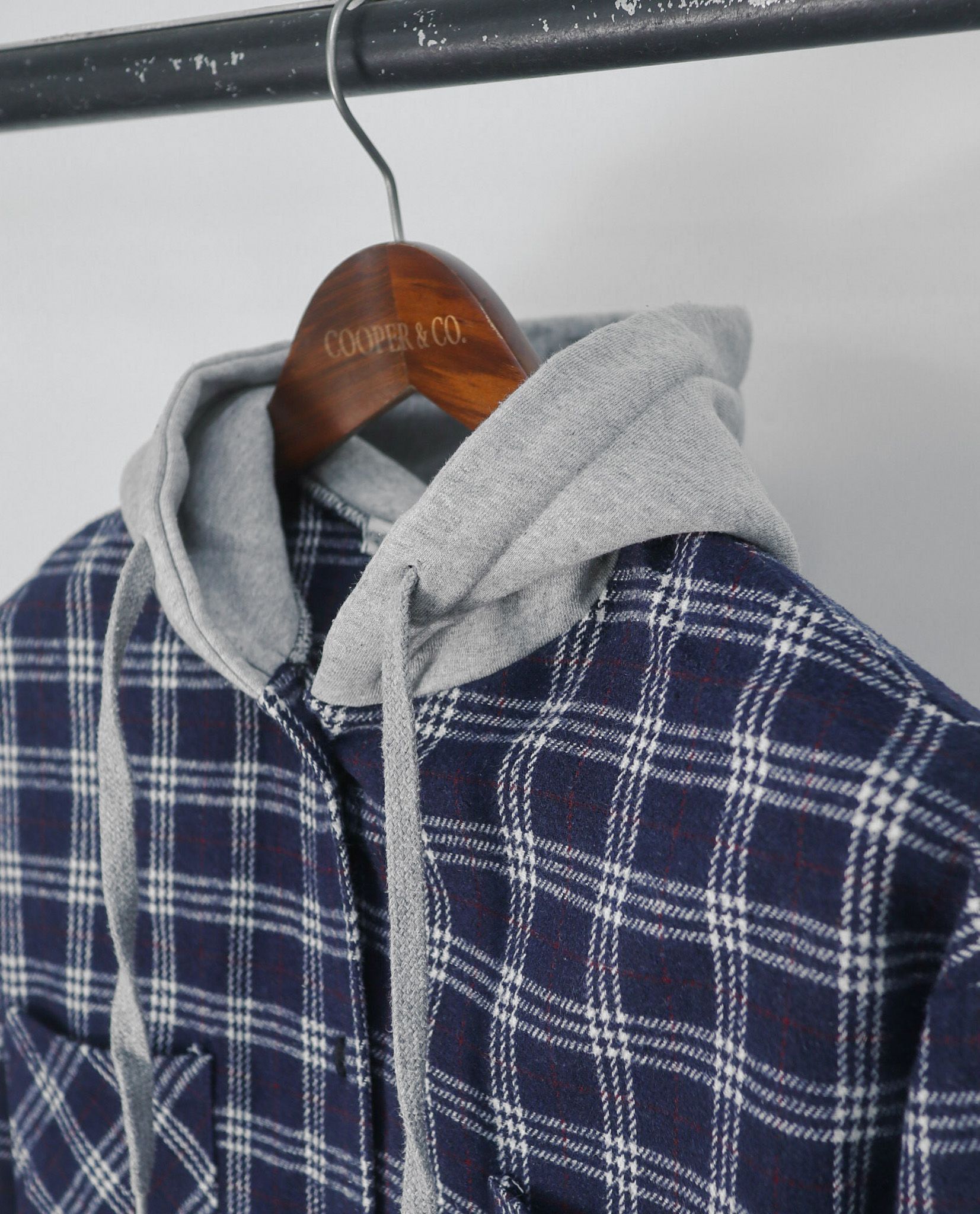 05.09.23 - VTG BUTTON UP SHIRT - VINTAGE CUMO
