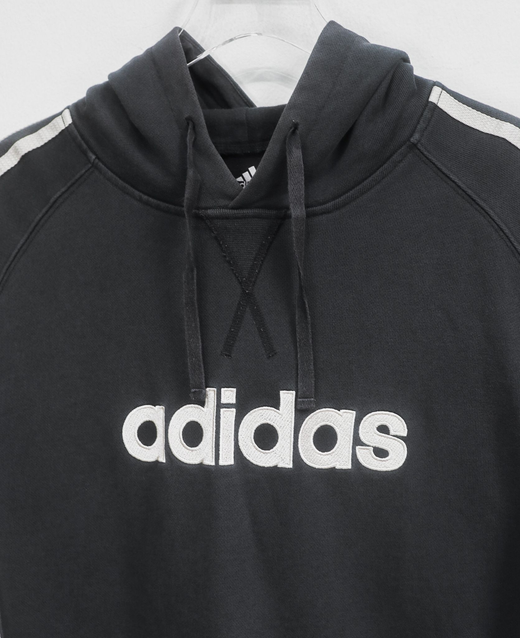 12.21.23 - VTG ZIP UP HOODIE - ADIDAS