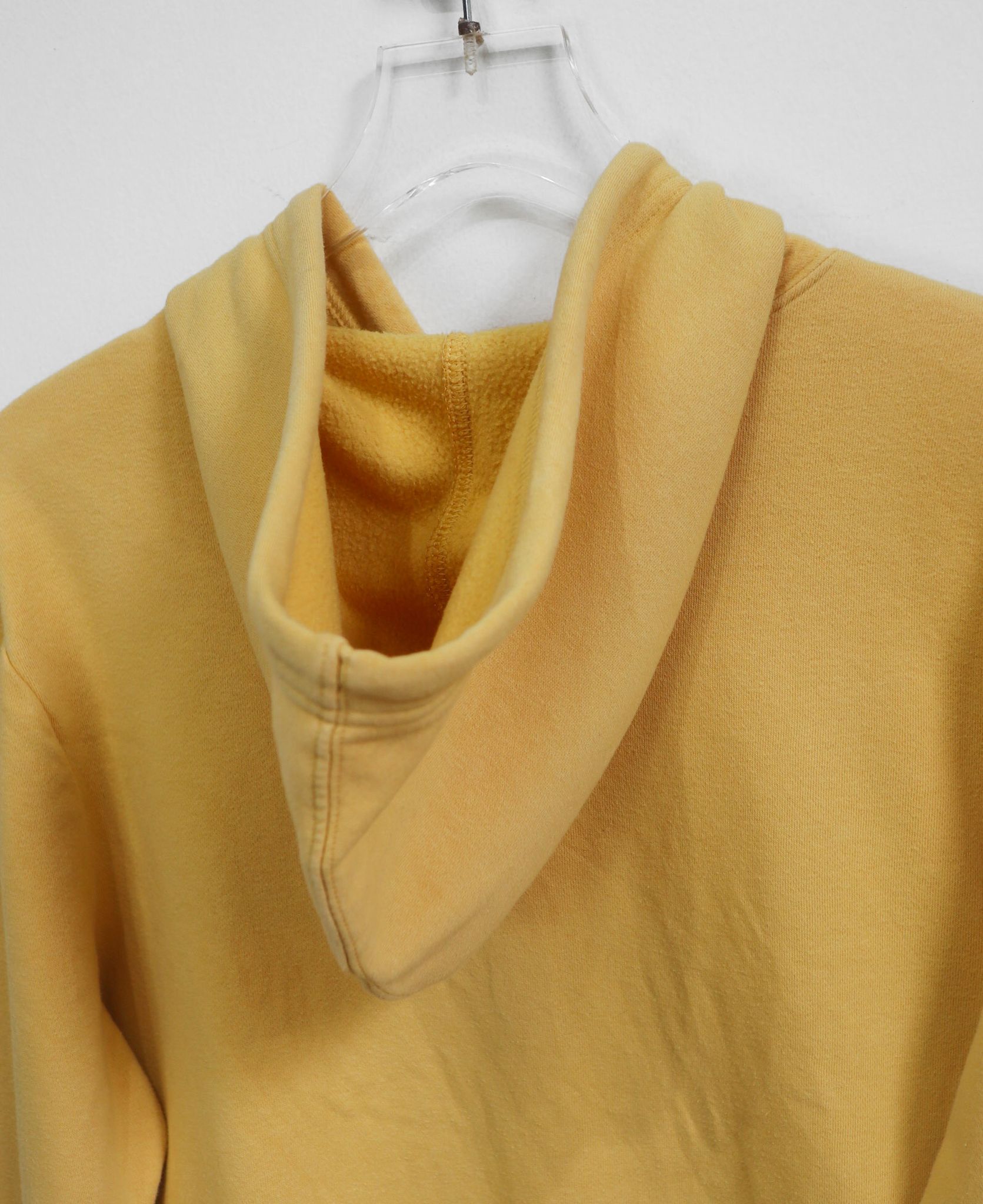 12.21.23 - VTG PULLOVER HOODIE - GAP