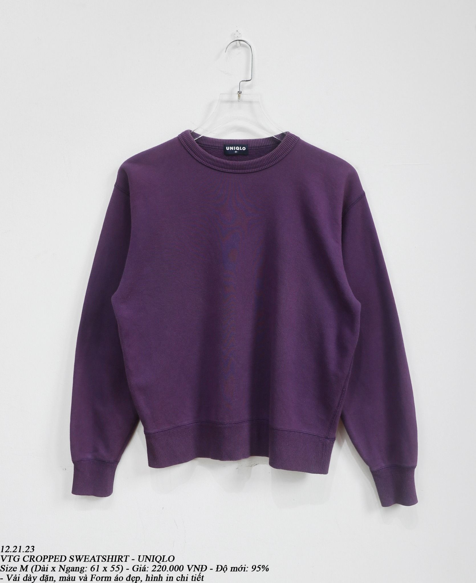 12.21.23 - VTG CROPPED SWEATSHIRT - UNIQLO