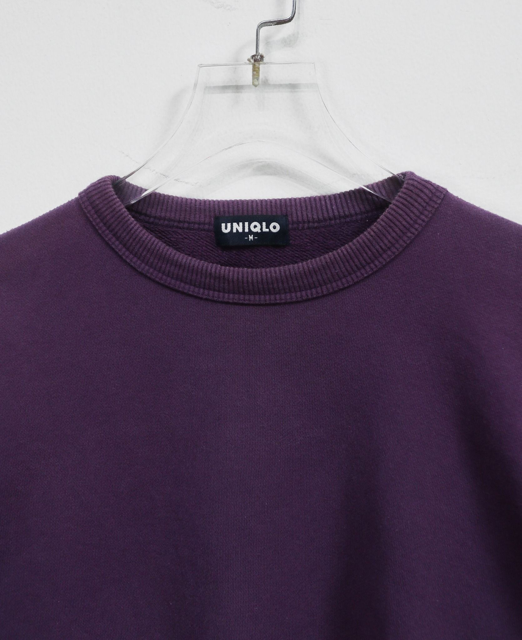 12.21.23 - VTG CROPPED SWEATSHIRT - UNIQLO