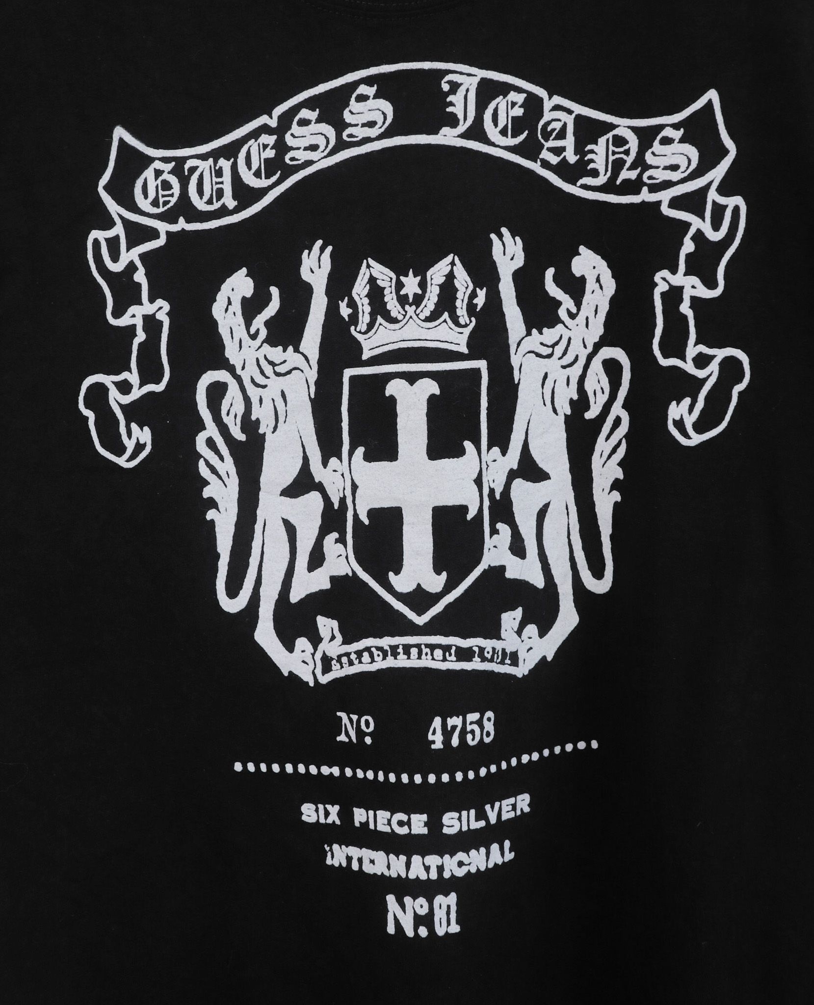 08.24.23 - VTG T-SHIRT - GUESS