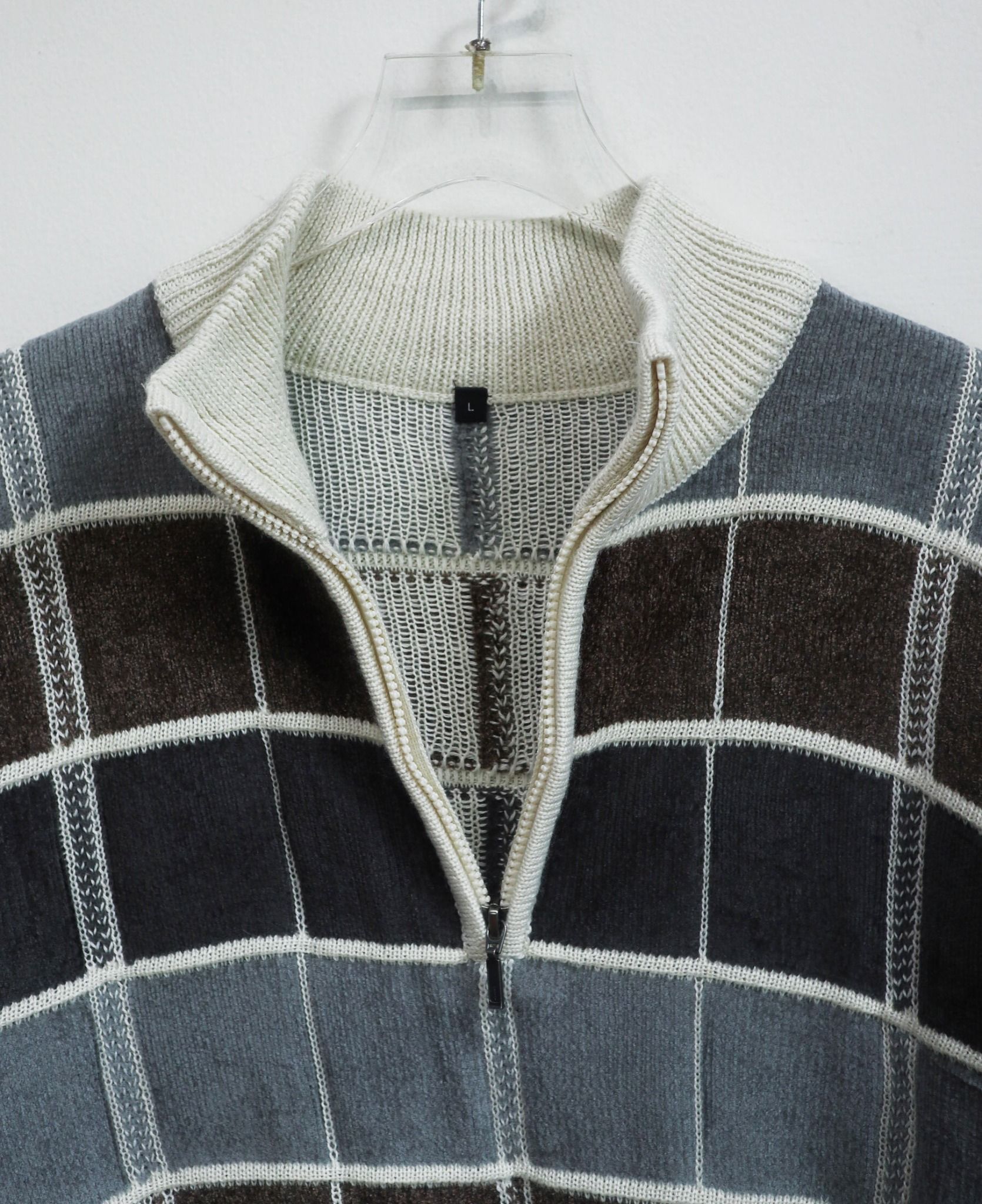 11.30.23 - VTG KNIT SWEATSHIRT - FREUDE