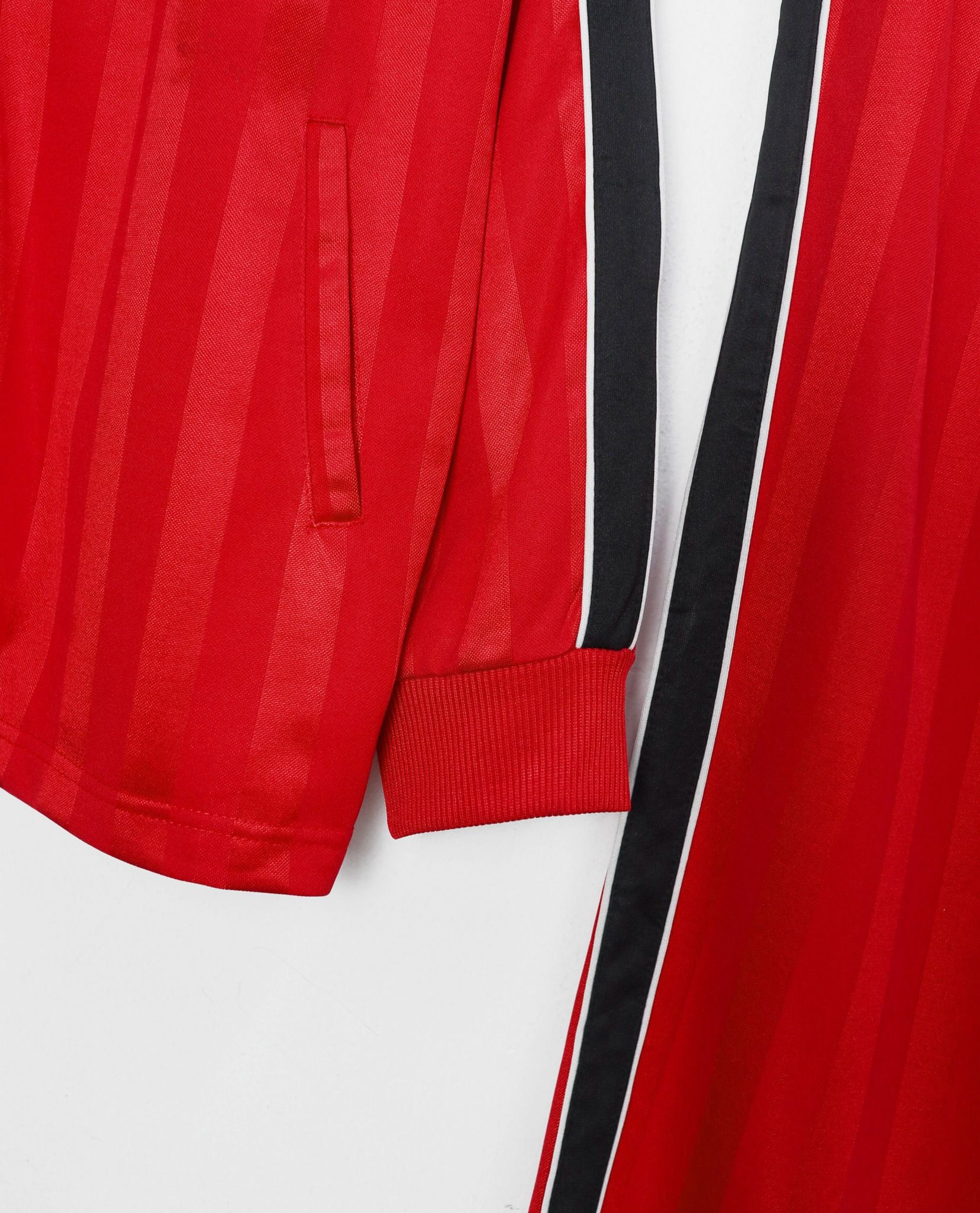 12.02.22 - VTG TRACKSUIT - GARAM INTERNATIONAL