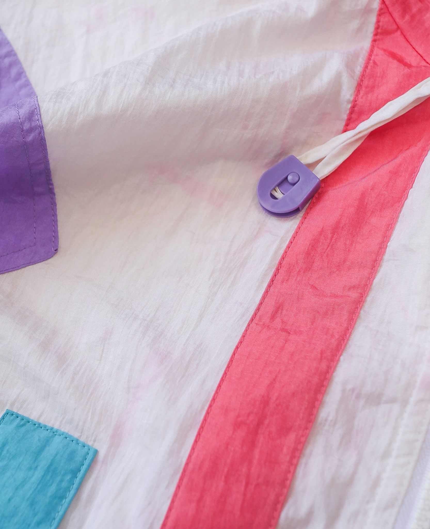 05.26.24 - VTG OVERSIZED BOXY NYLON WINDBREAKER JACKET