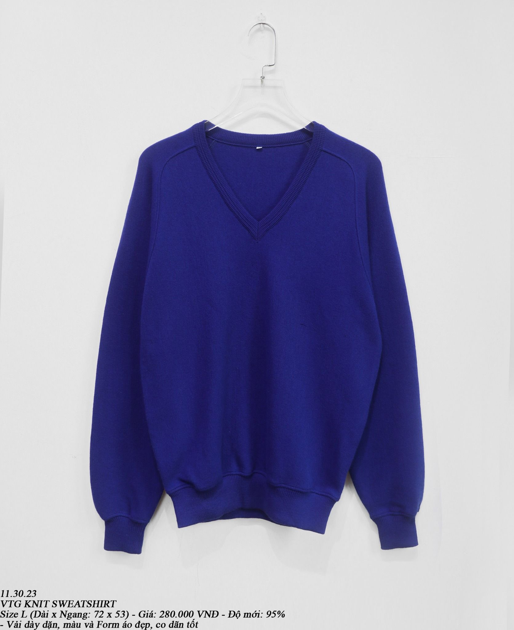 11.30.23 - VTG KNIT SWEATSHIRT