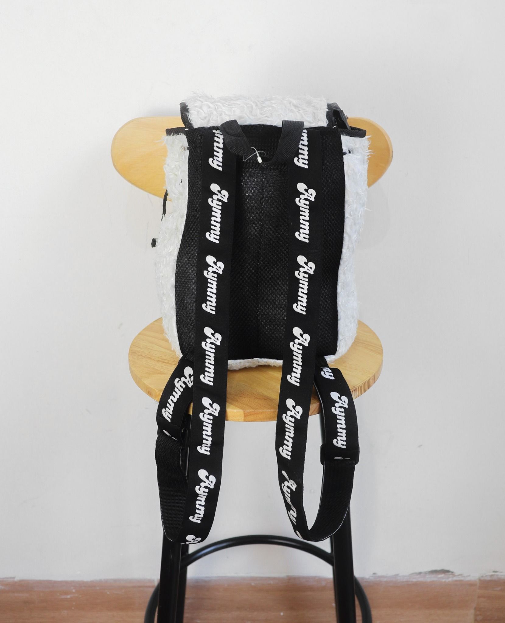 07.16.23 - VTG BAG - AYMMY