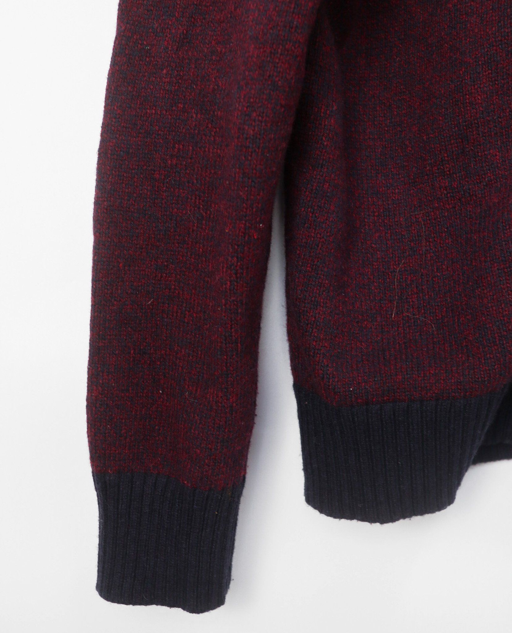 02.26.23 - VTG KNIT ZIP UP HOODIE - GAP