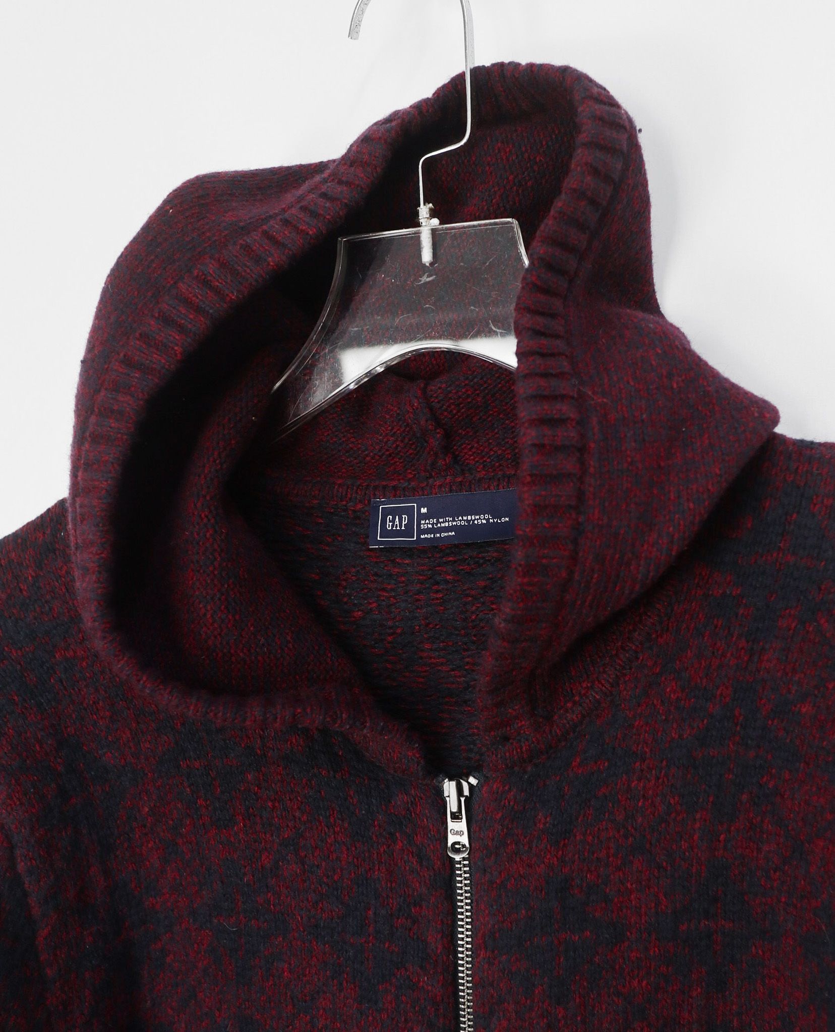 02.26.23 - VTG KNIT ZIP UP HOODIE - GAP