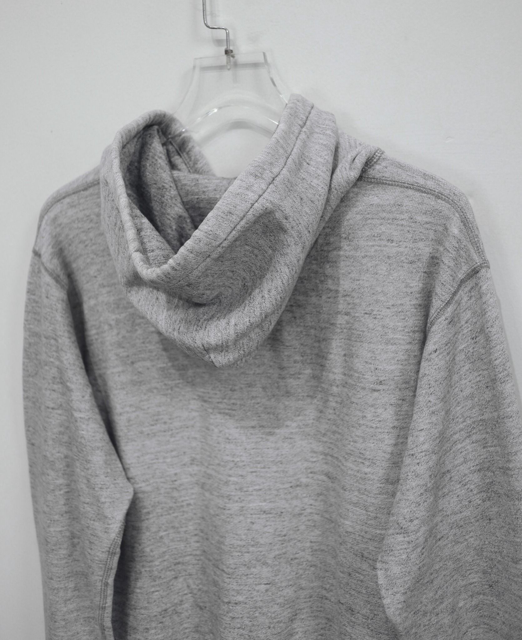 11.23.23 - VTG PULLOVER HOODIE - UNIQLO