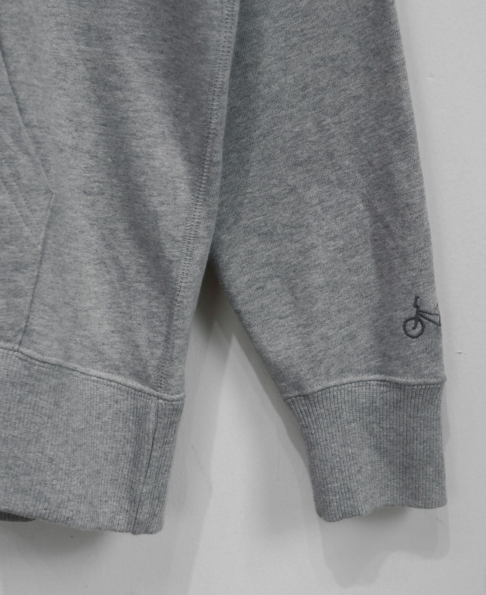 11.23.23 - VTG PULLOVER HOODIE - UNIQLO X BROOKLYN MACHINE WORKS