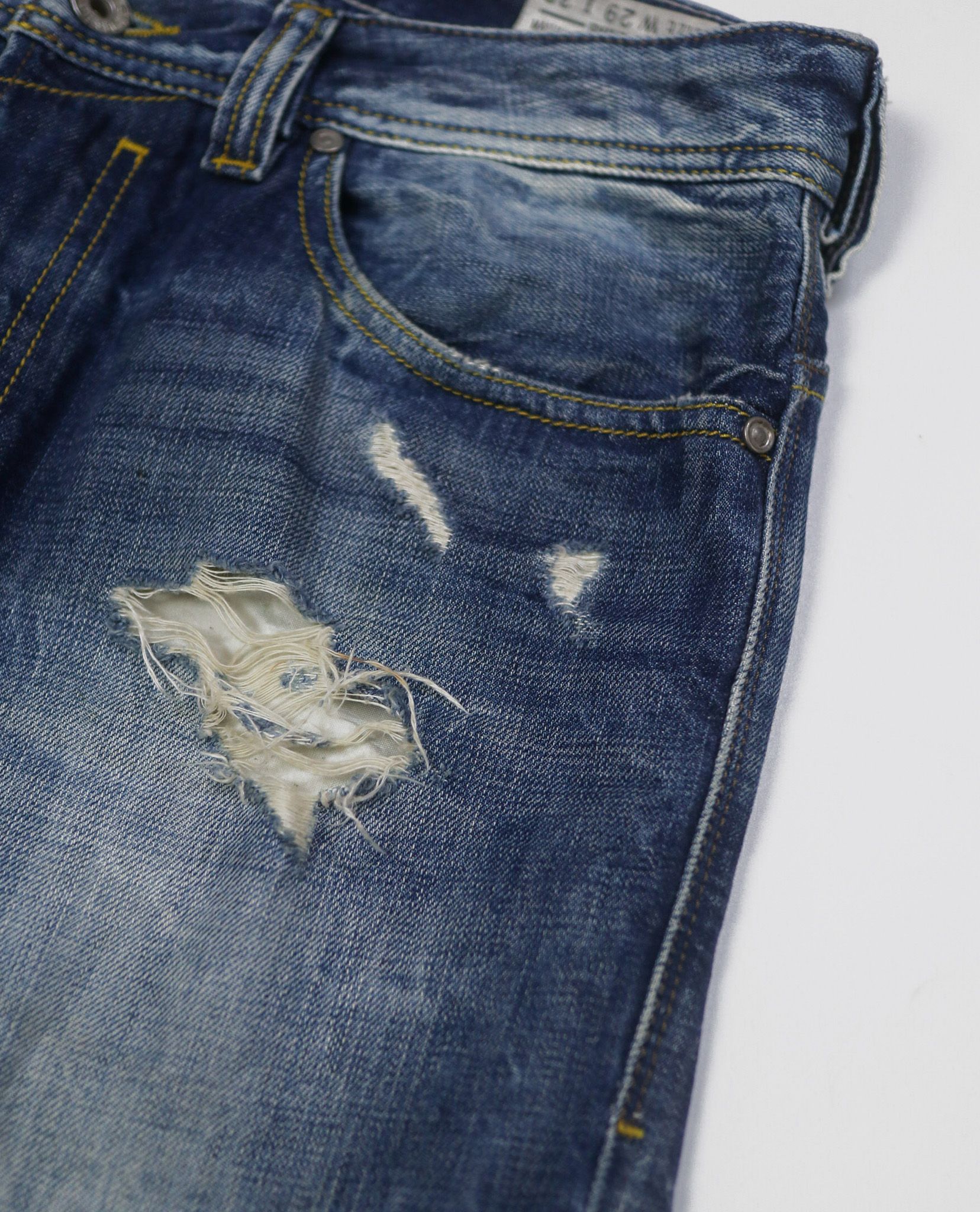 02.25.23 - VTG DENIM PANTS - DIESEL