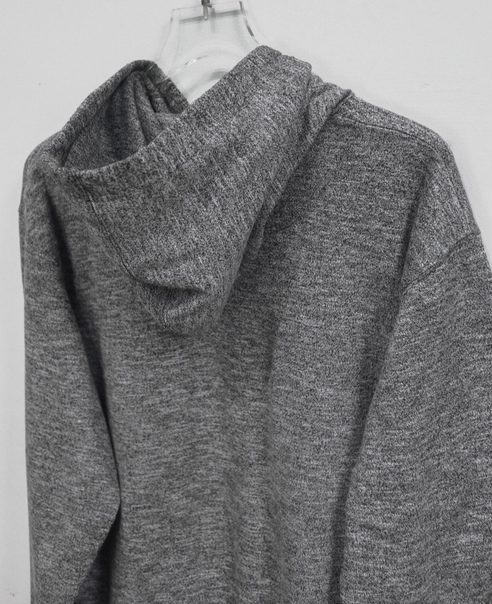 11.23.23 - VTG PULLOVER HOODIE - GU by UNIQLO