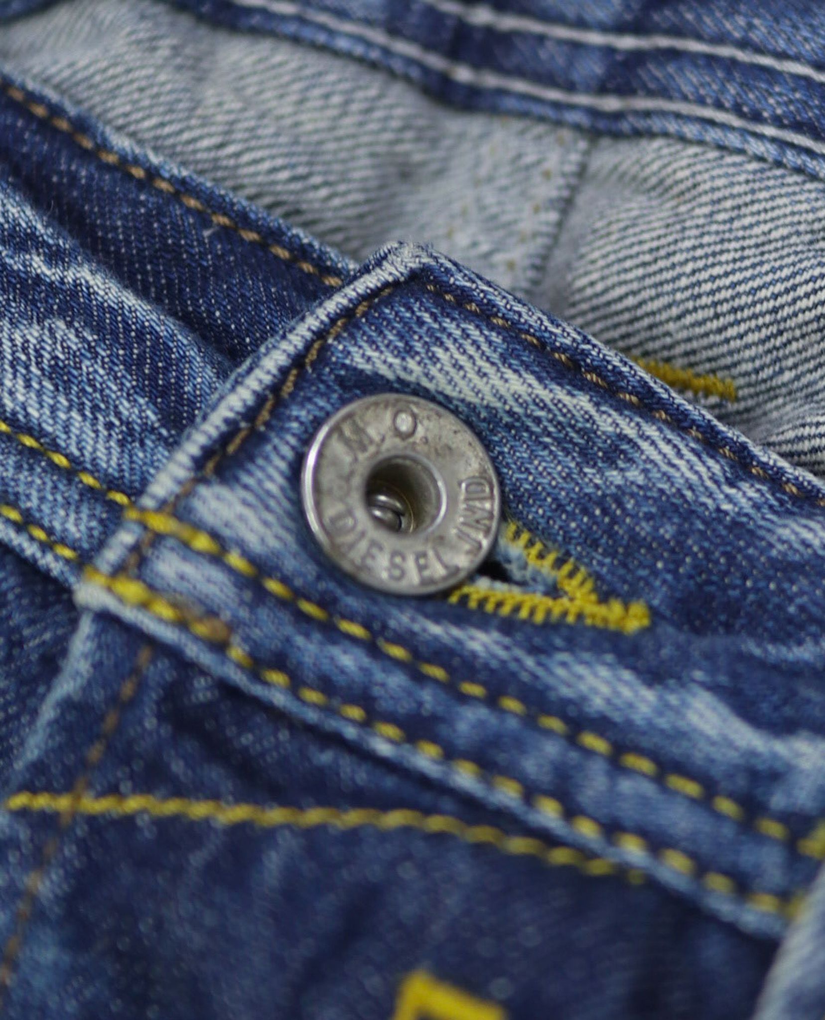 02.25.23 - VTG DENIM PANTS - DIESEL
