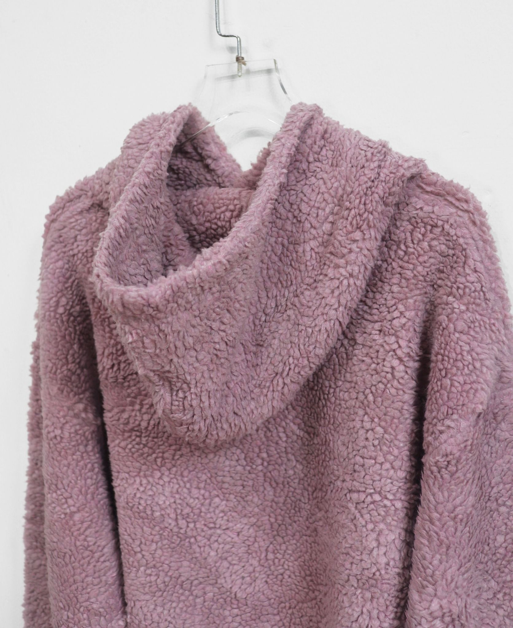 11.23.23 - VTG FAUX FUR PULLOVER HOODIE - GOTHAM NYC