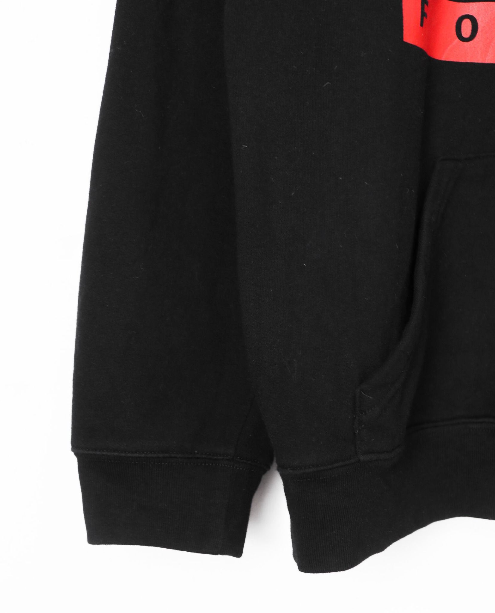 12.01.22 - VTG PULLOVER HOODIE - RUN DMC