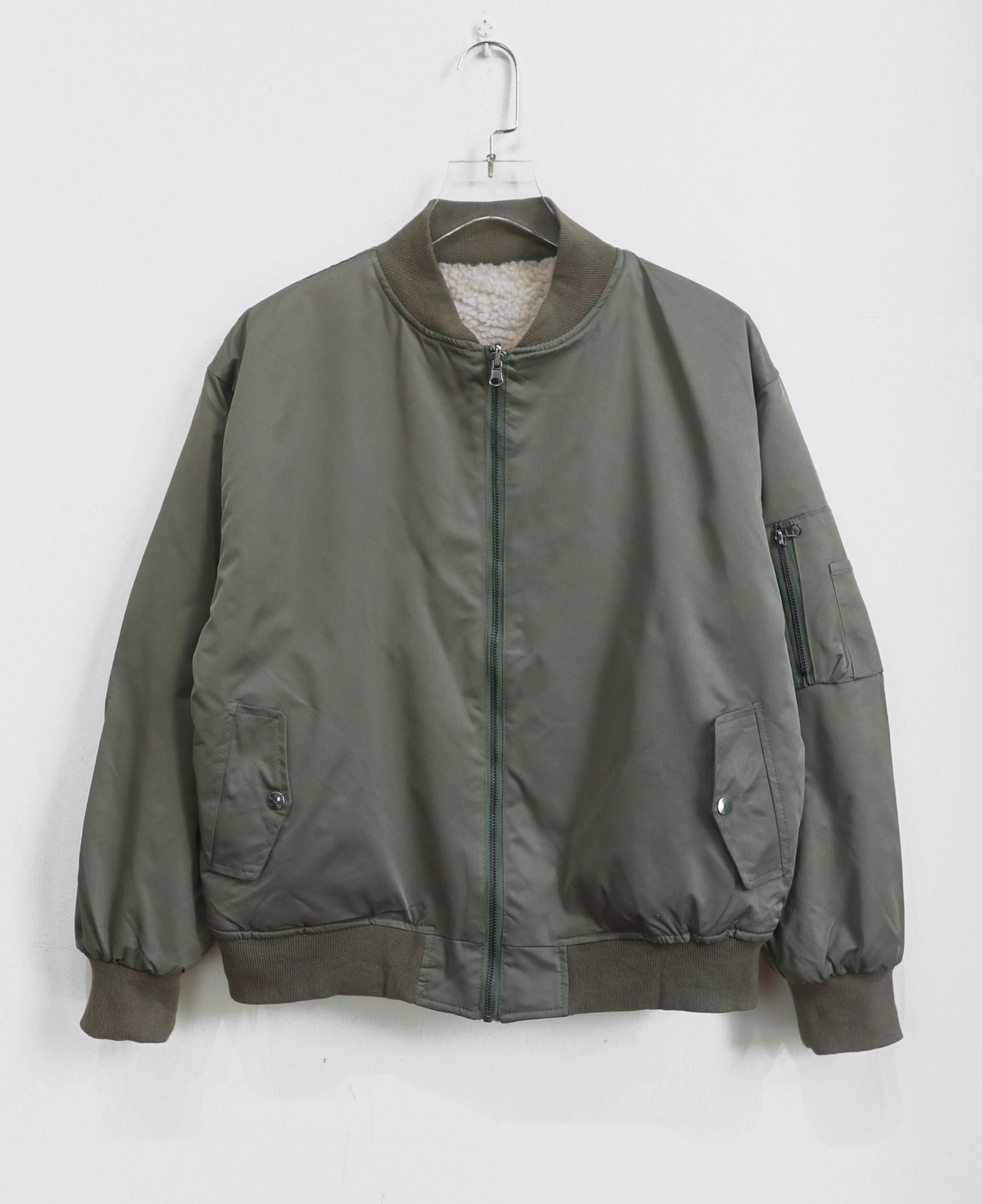11.26.23 - VTG REVERSIBLE CROPPED BOMBER JACKET