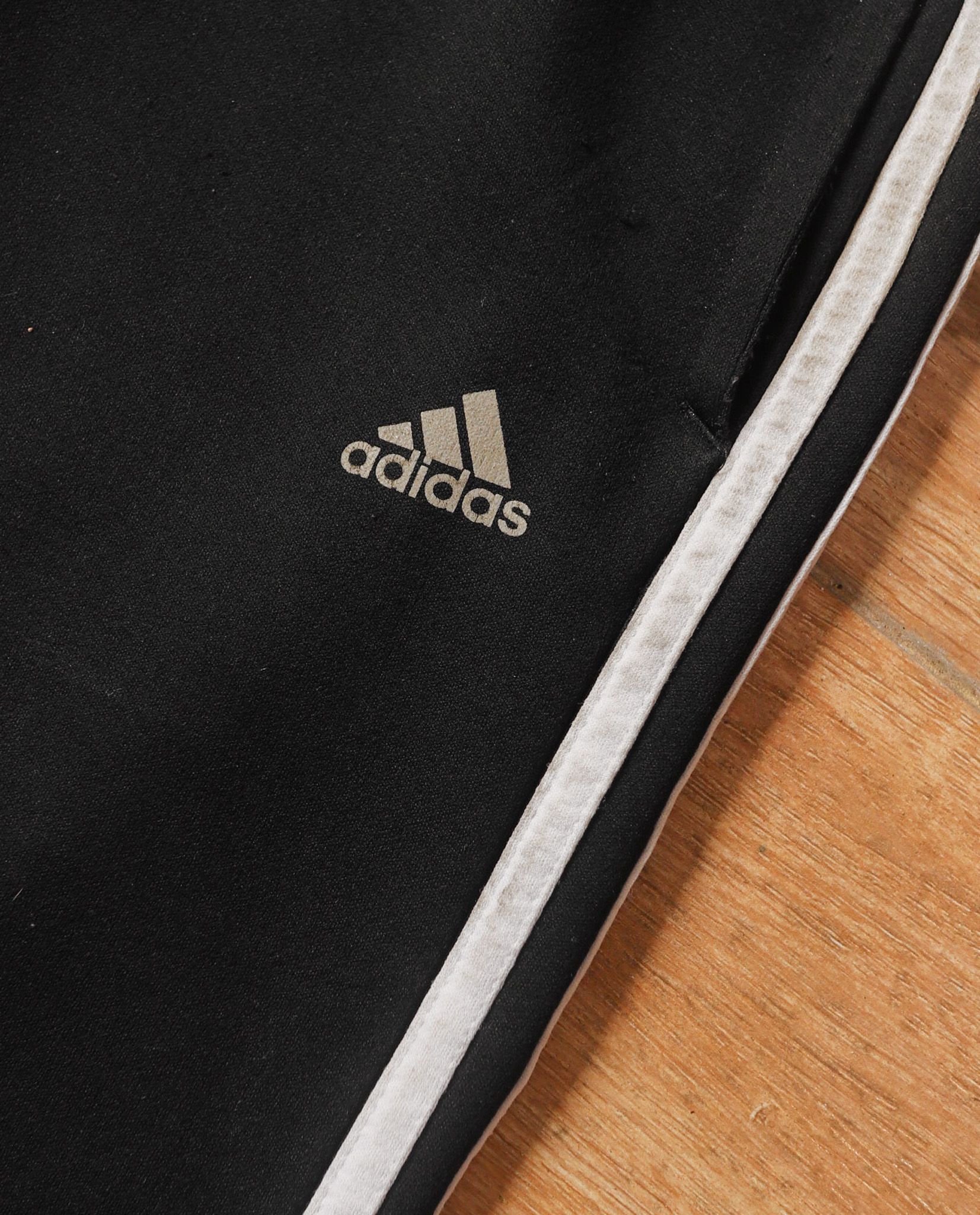 05.14.23 - VTG TRACK SHORT - ADIDAS