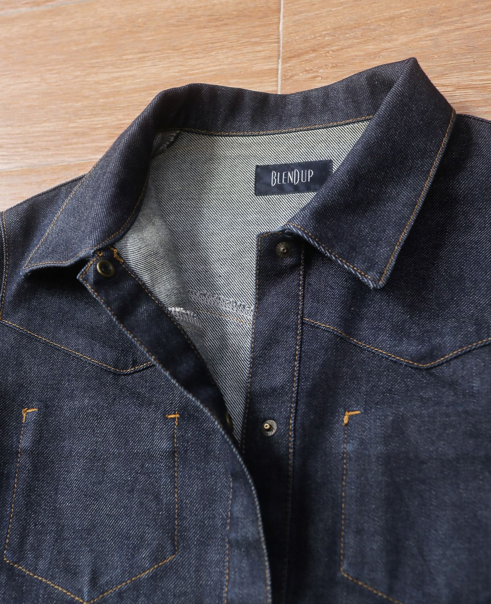 05.31.24 - VTG CROPPED TRUCKER DENIM JACKET - BLEND UP