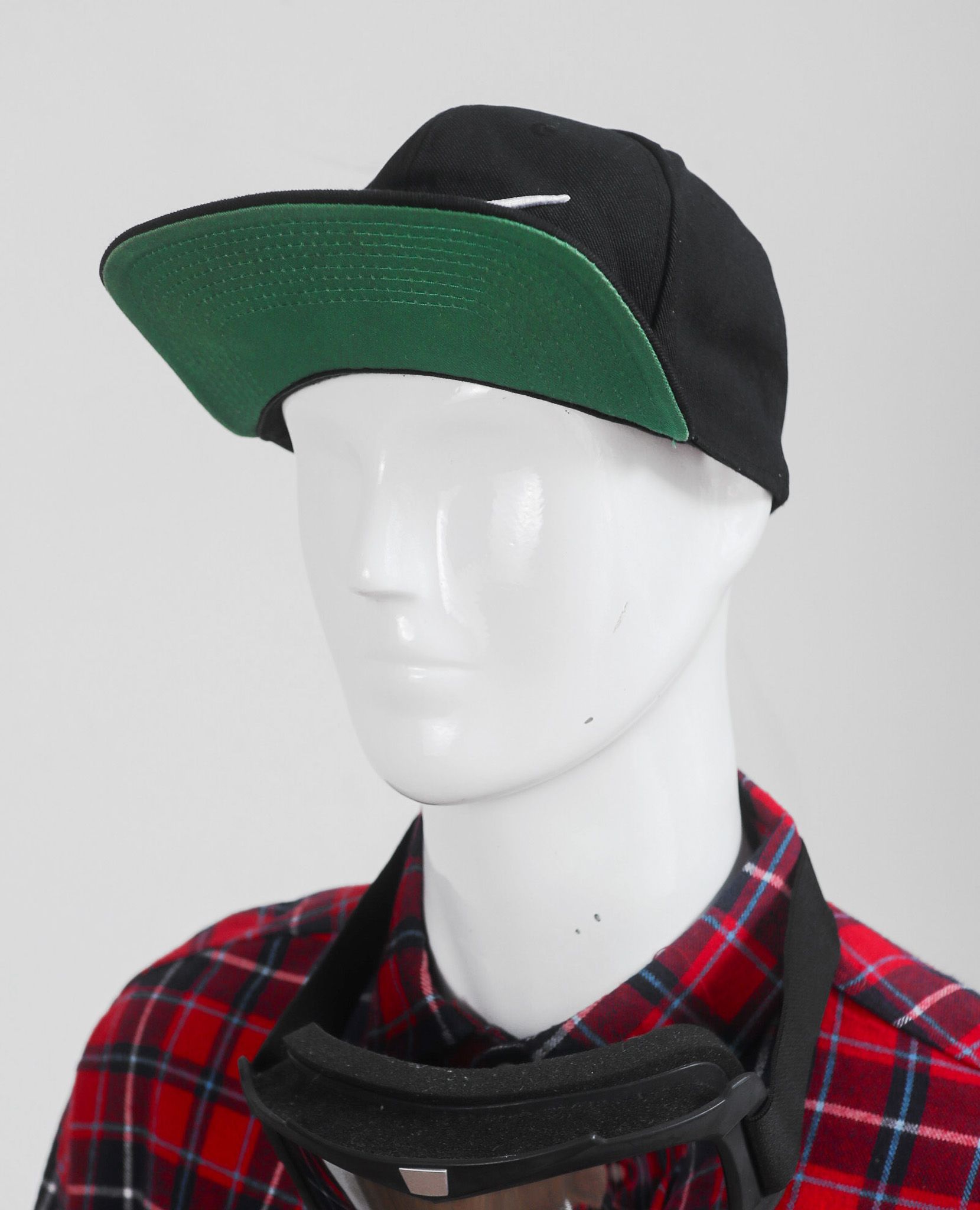 07.20.23 - VTG HEADWEAR - NIKE 2017