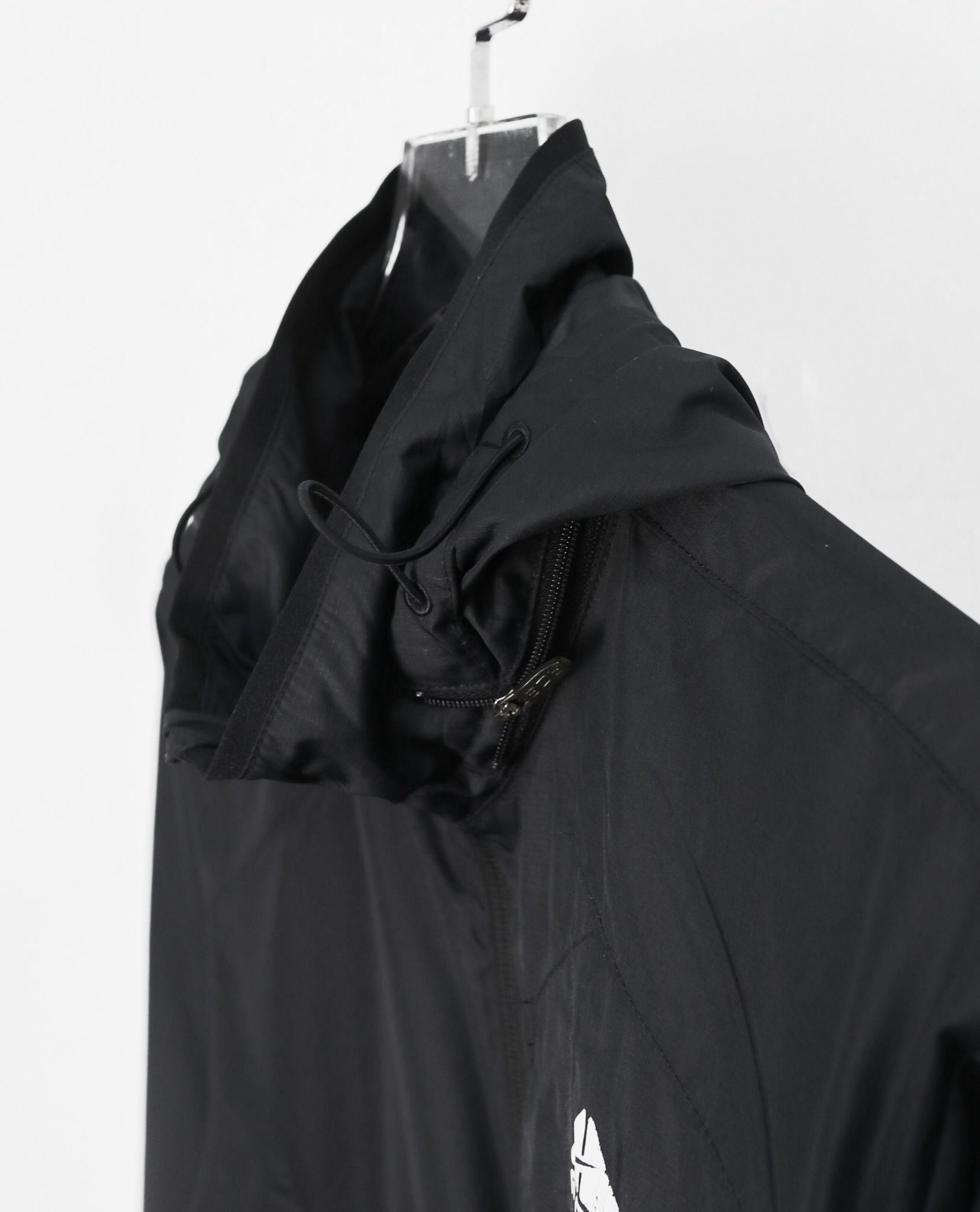 12.04.22 - VTG WINDBREAKER JACKET - NIKE ACG 2007