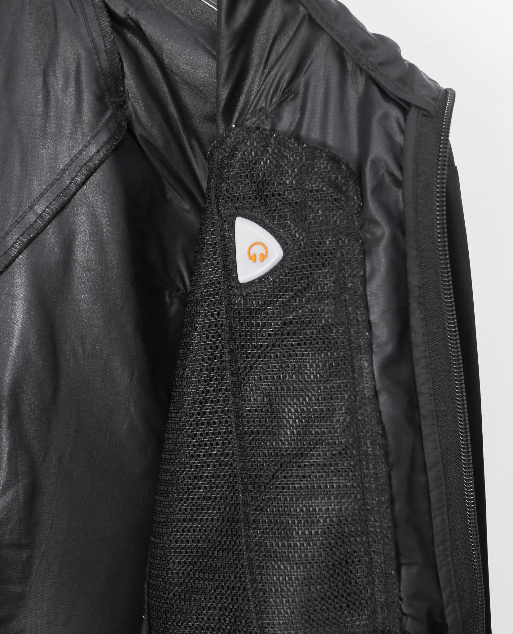 12.04.22 - VTG WINDBREAKER JACKET - NIKE ACG 2007