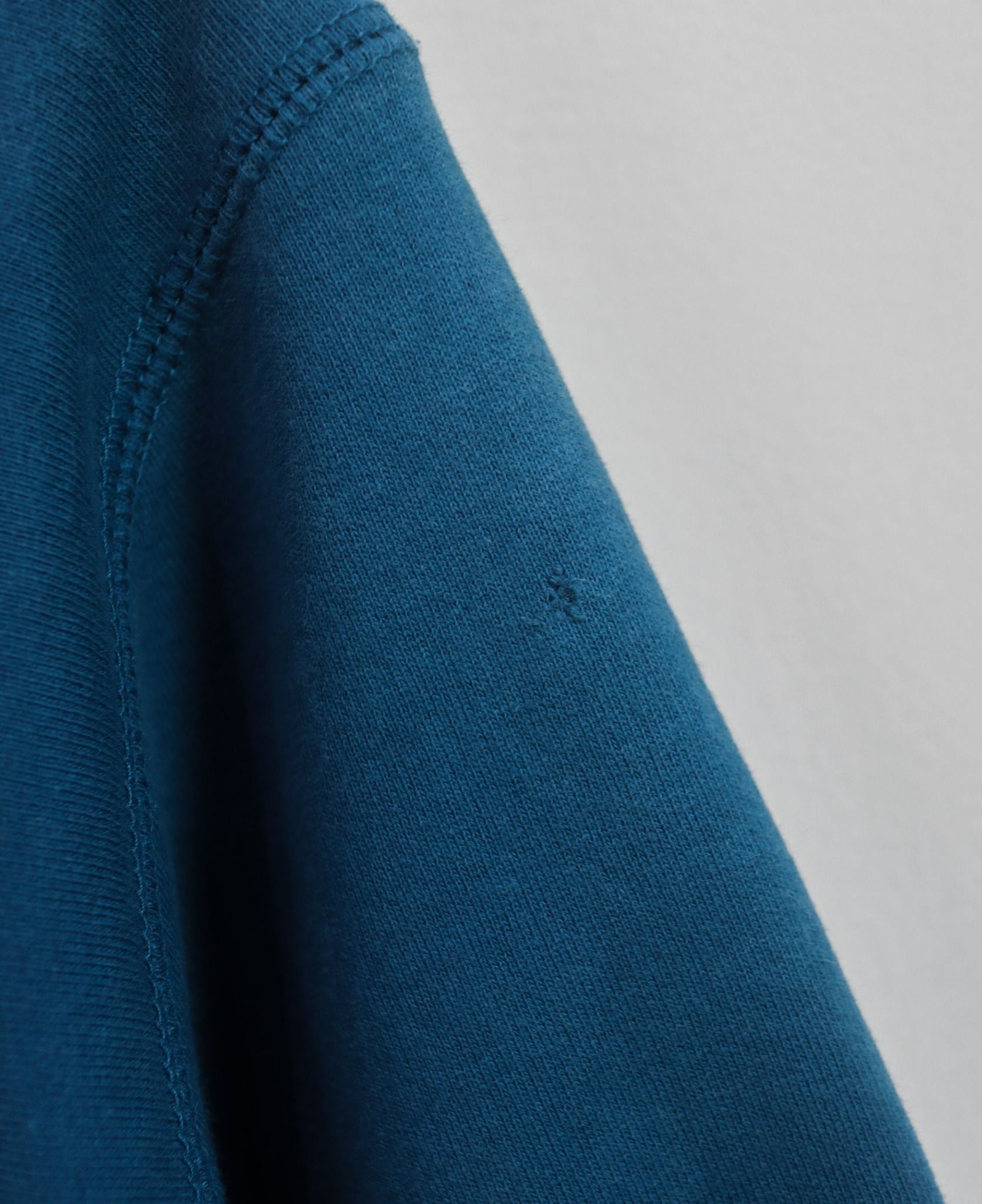 11.29.23 - VTG PULLOVER HOODIE - SUPREME
