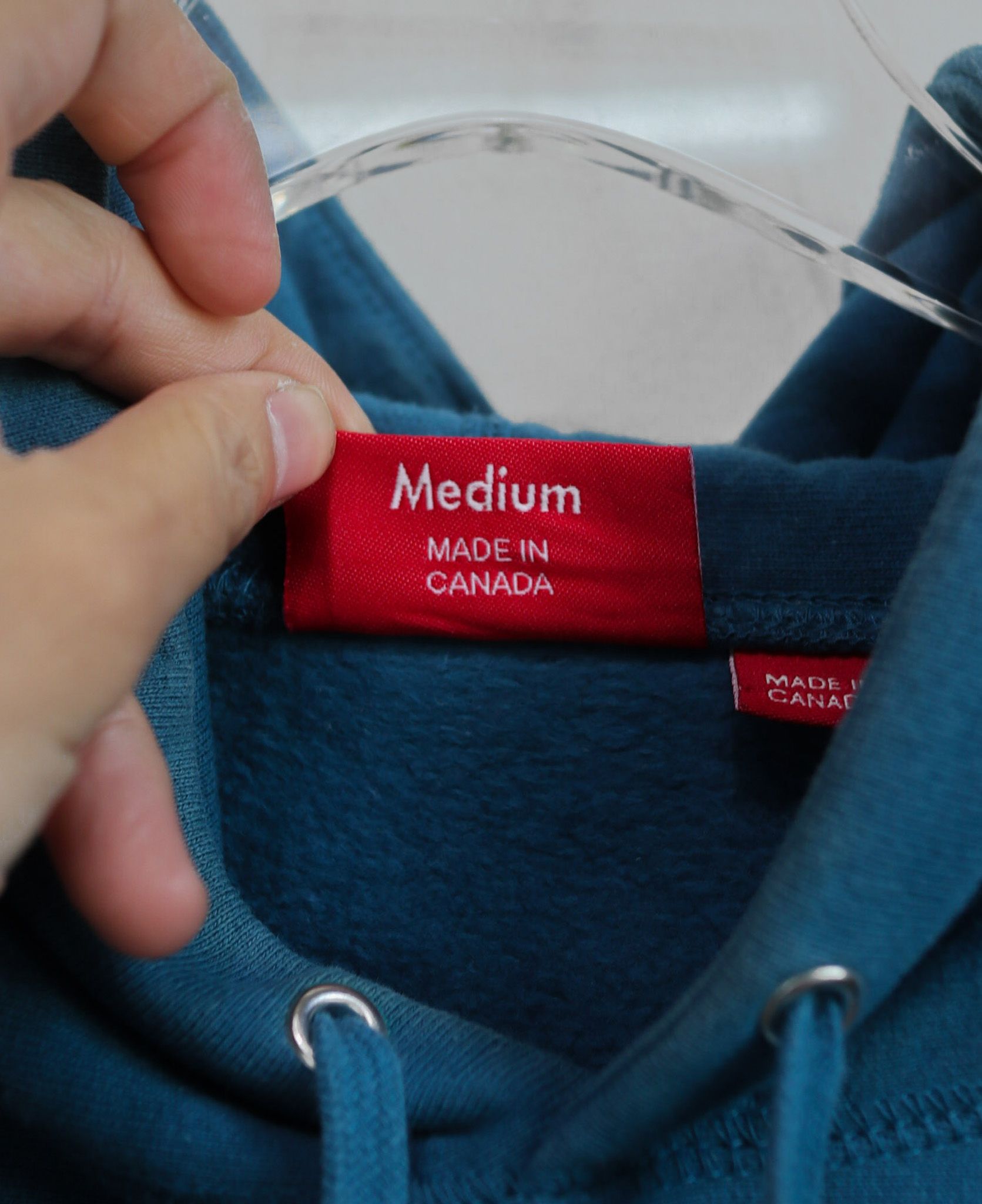 11.29.23 - VTG PULLOVER HOODIE - SUPREME