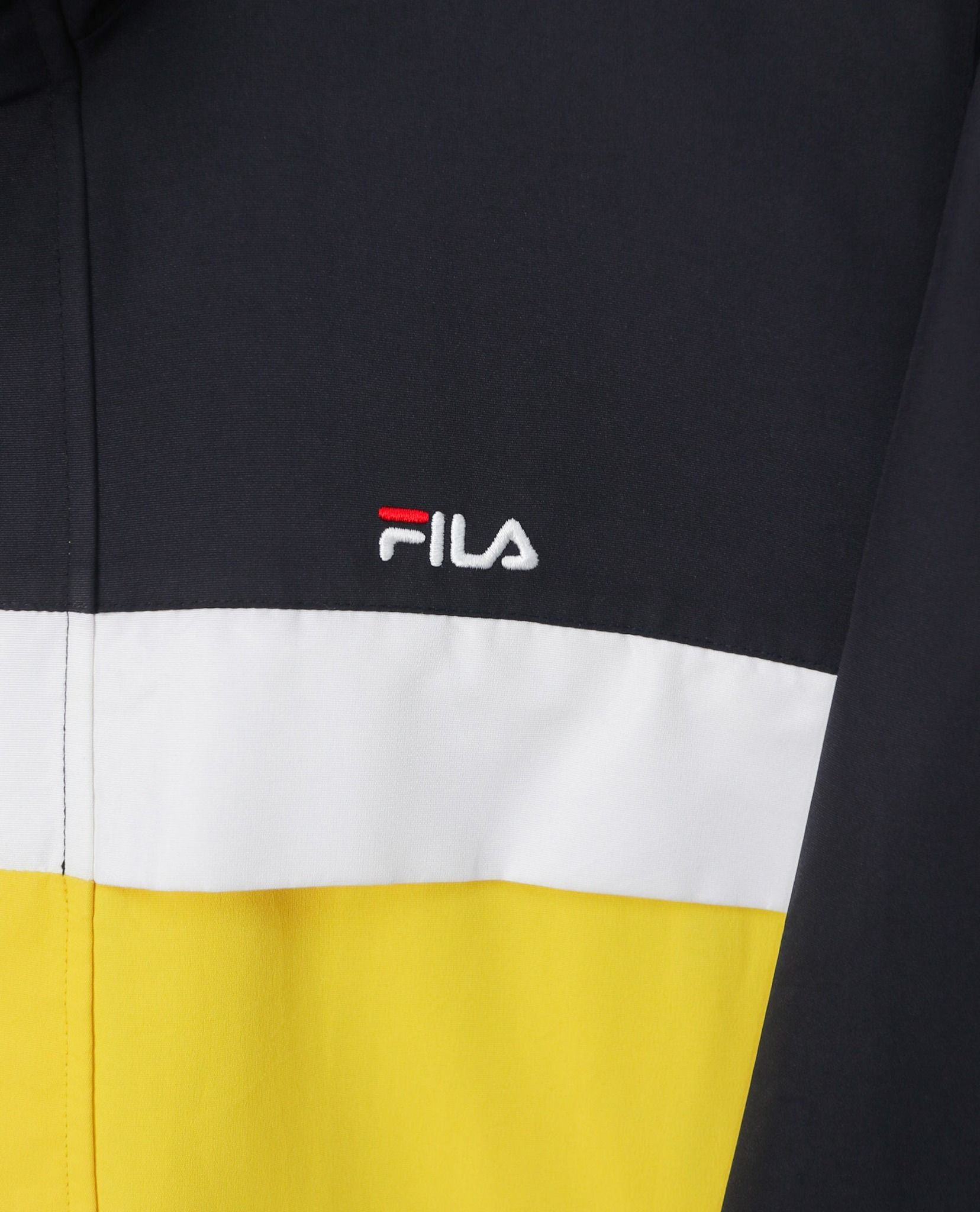 12.04.22 - VTG WINDBREAKER JACKET - FILA
